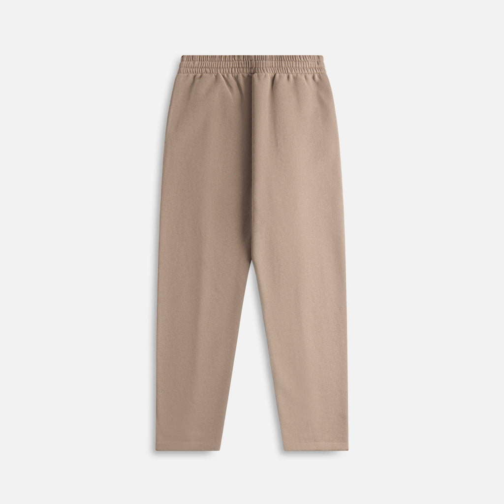 Relaxed Sweatpant Dusty Beige Fear of god оригінал – Купити в Україні – вид ззаду