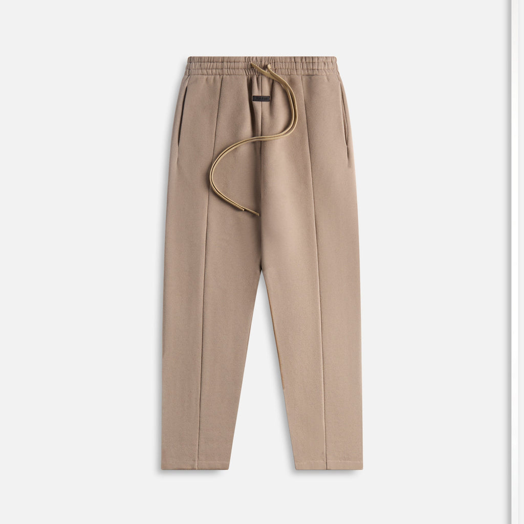 Relaxed Sweatpant Dusty Beige Fear of god оригінал – Купити в Україні – боковий вид