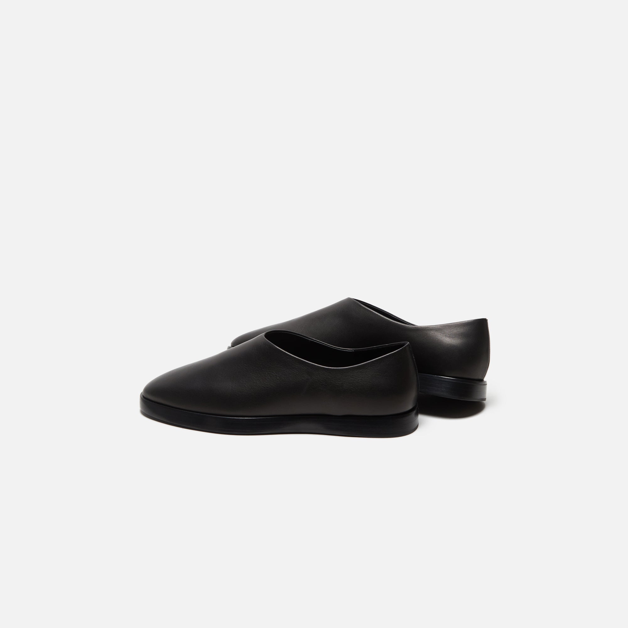 Dress Mule Black Flat Leather Fear of god – Гарантія оригінальності – збільшений вид