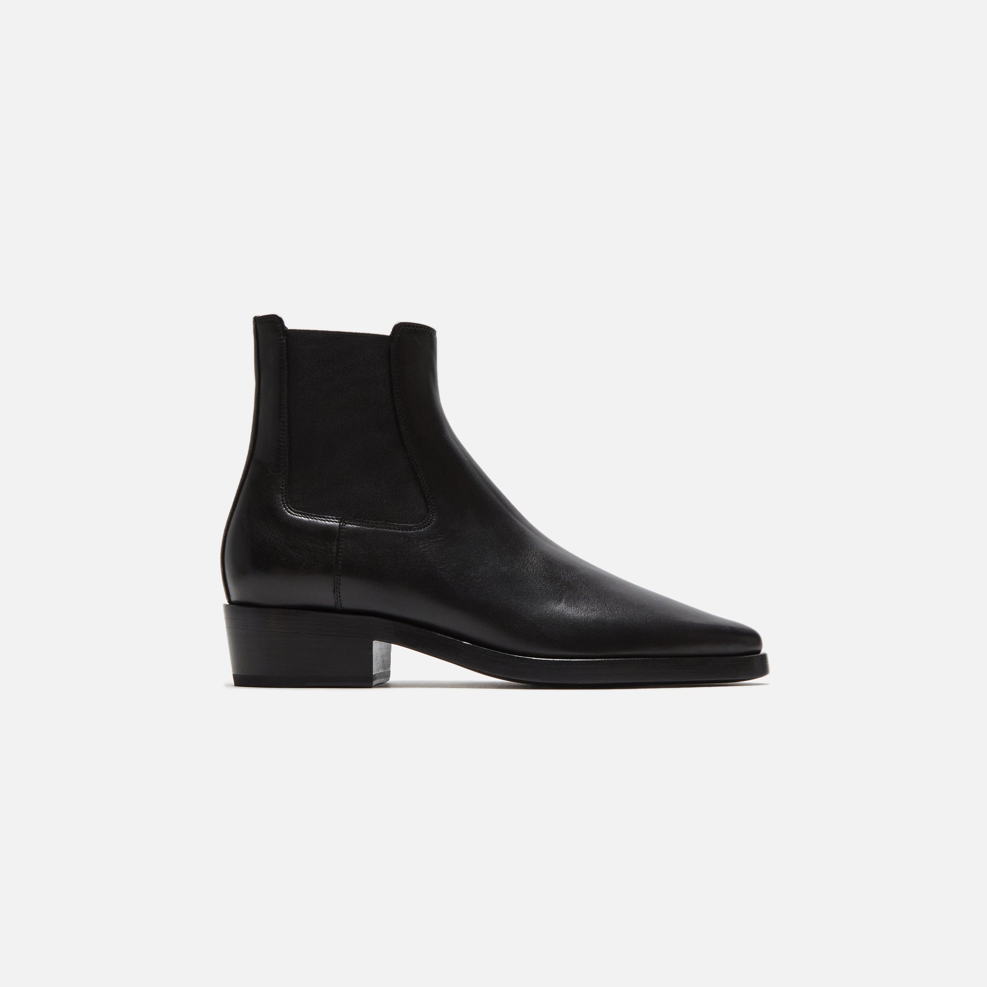 Оригінальна Cowboy Boot Flat Leather Black Fear of god – боковий вид