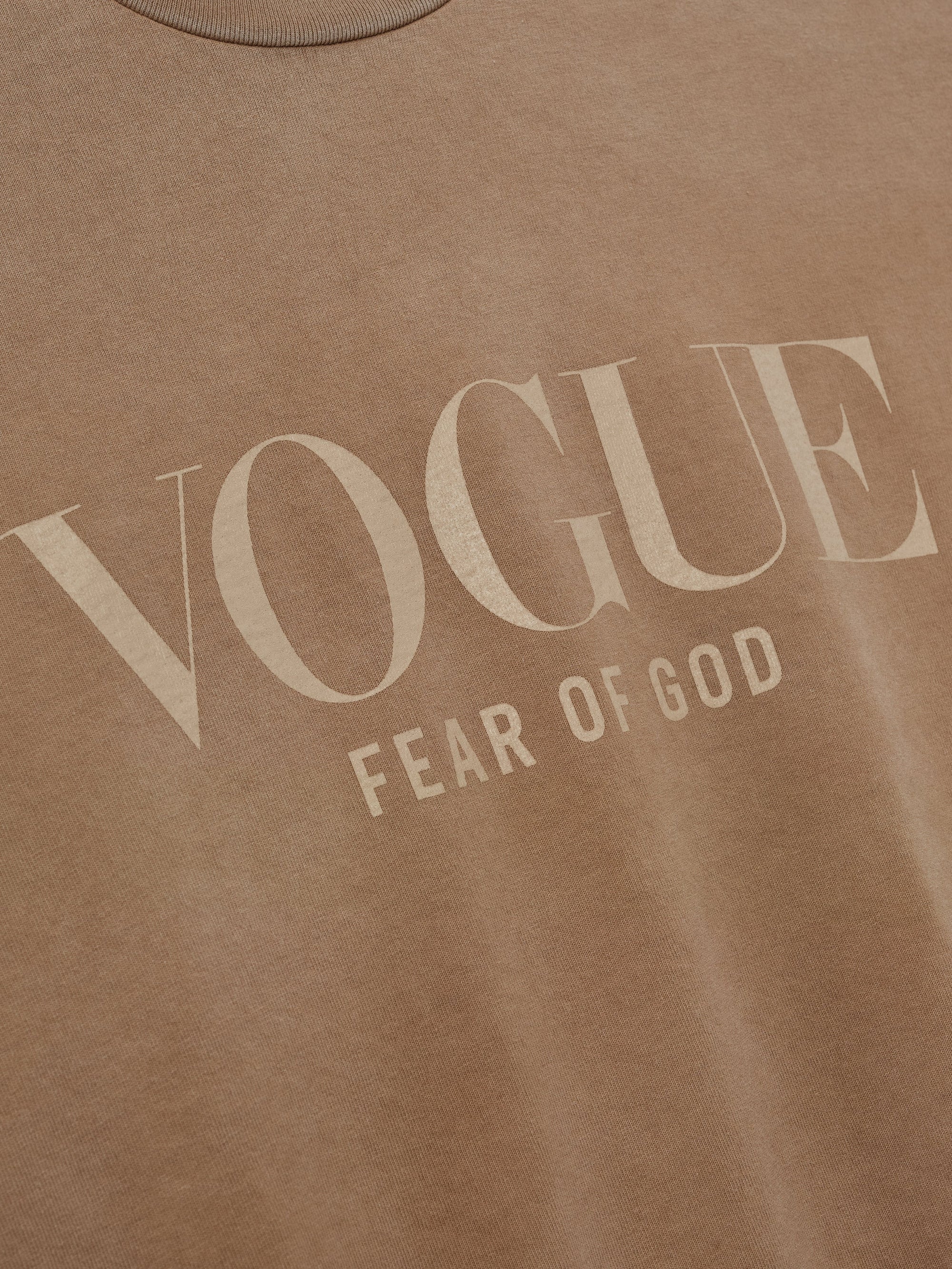 Vogue Fear Of God Neighborhood Tee Fear of god оригінал – Купити в Україні – детальний вид - FEAR OF GOD