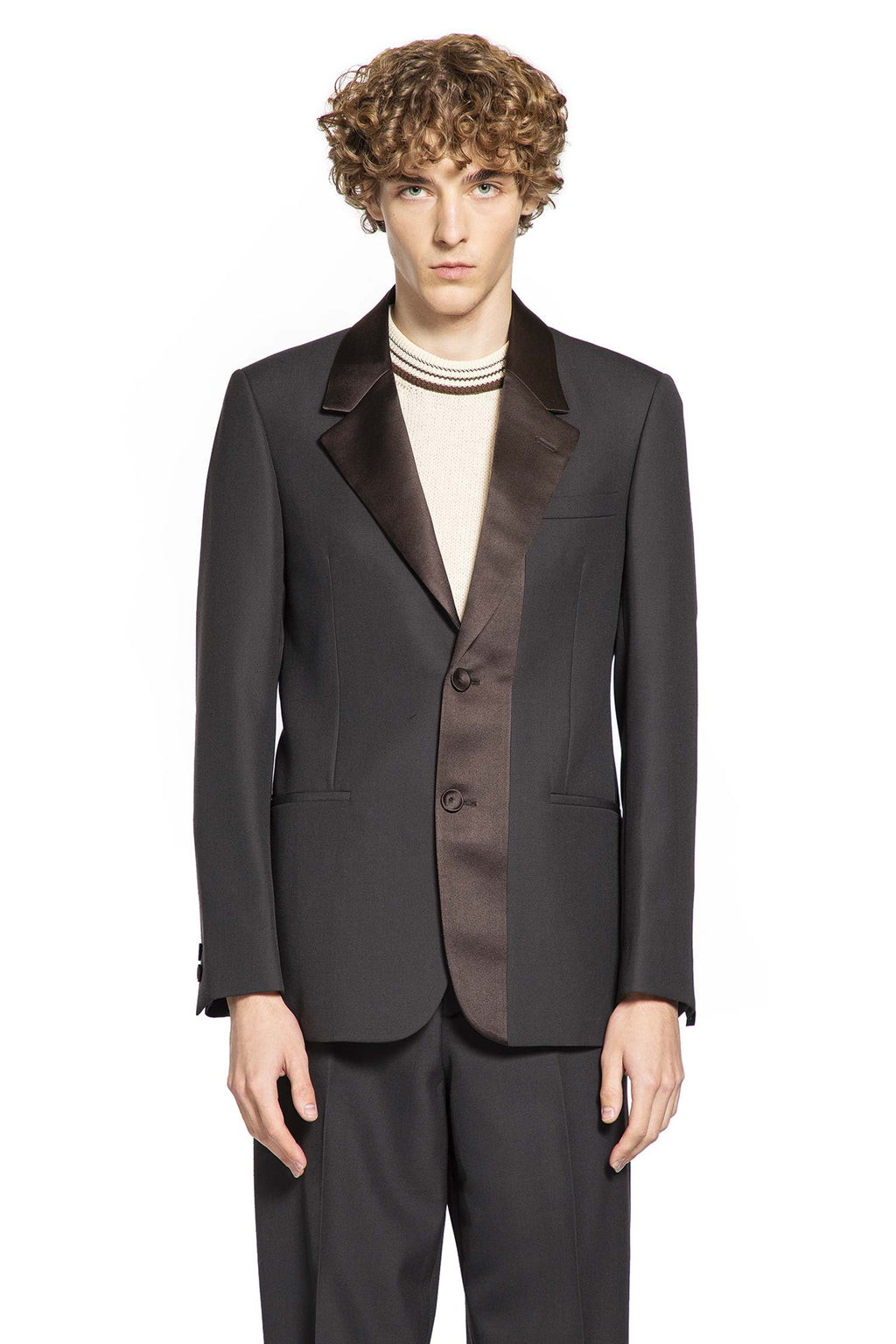 Fendi Outerwear оригінал | Швидка доставка Україна – вид ззаду