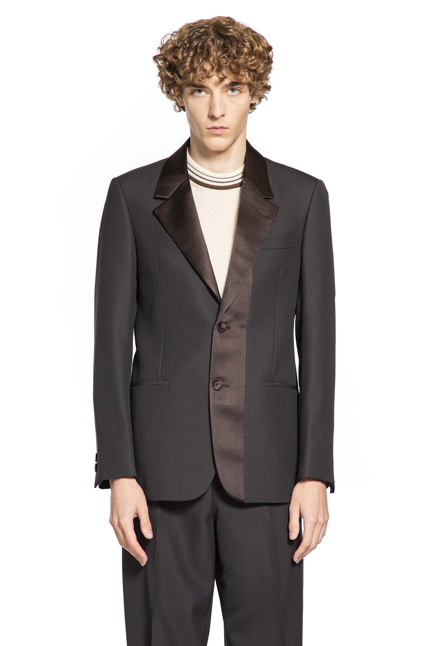 Fendi Outerwear оригінал | Швидка доставка Україна – вид ззаду