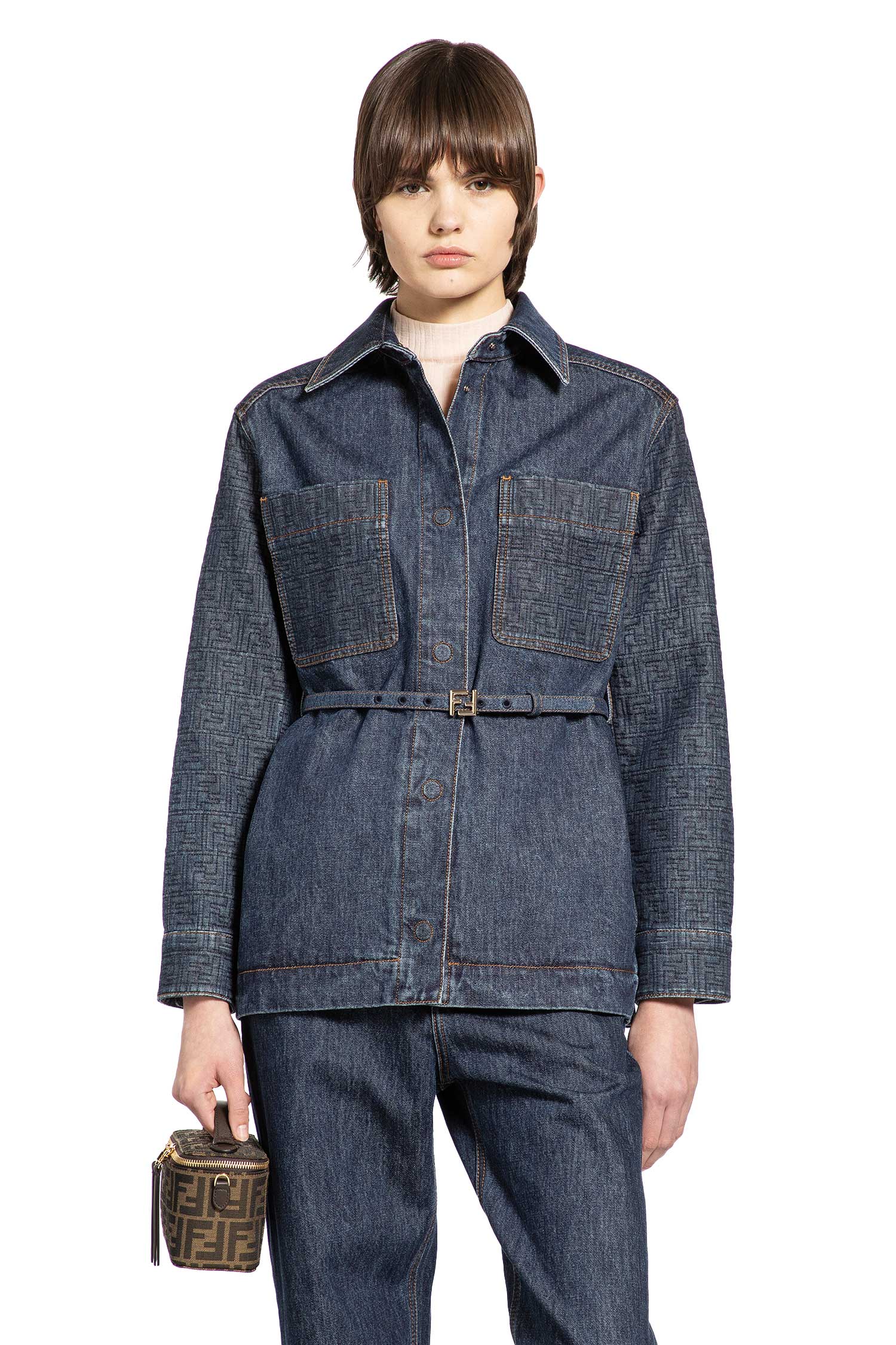 Go-To Denim Jacket Fendi – Гарантія оригінальності – боковий вид