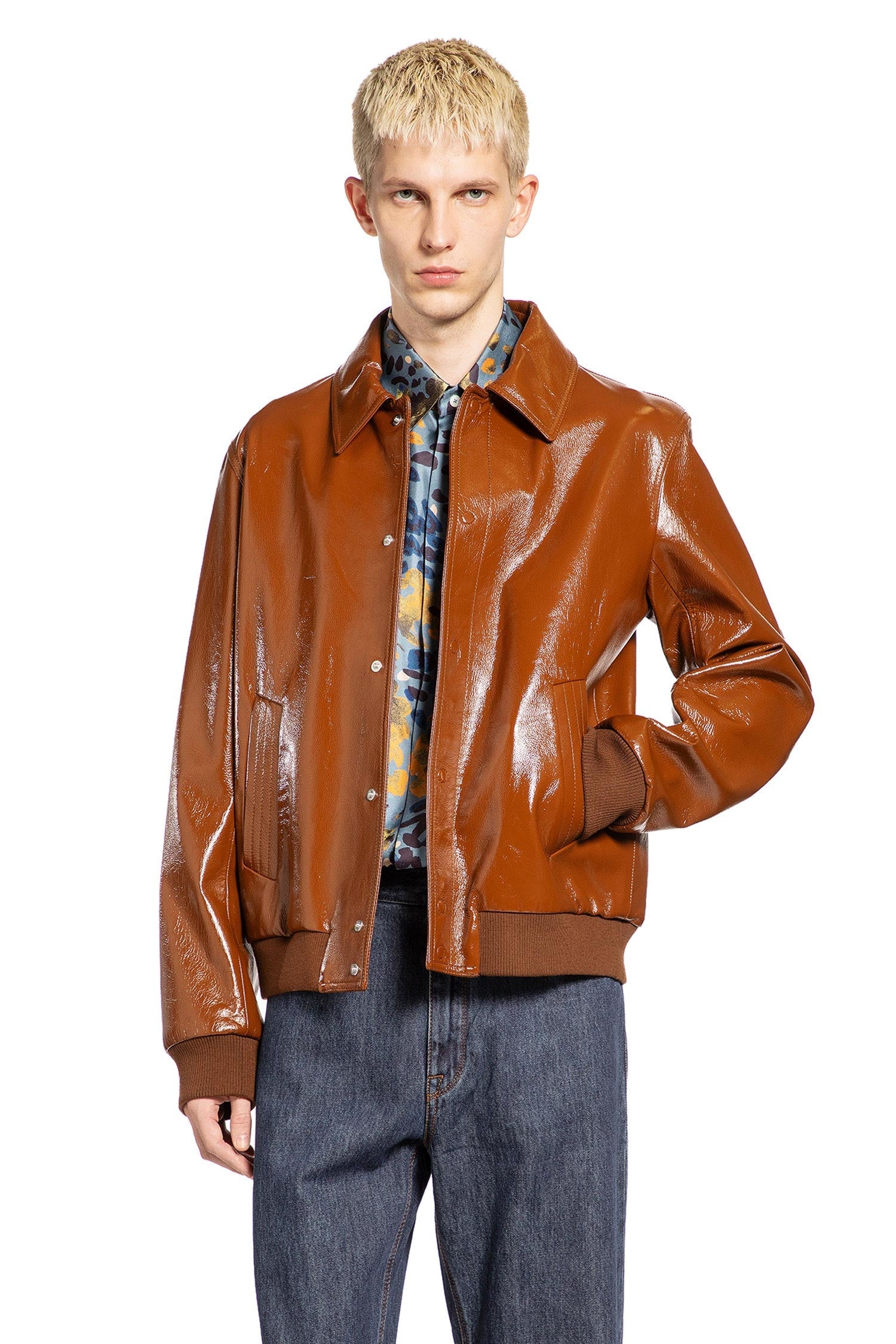 Fendi Outerwear оригінал | Швидка доставка Україна – боковий вид