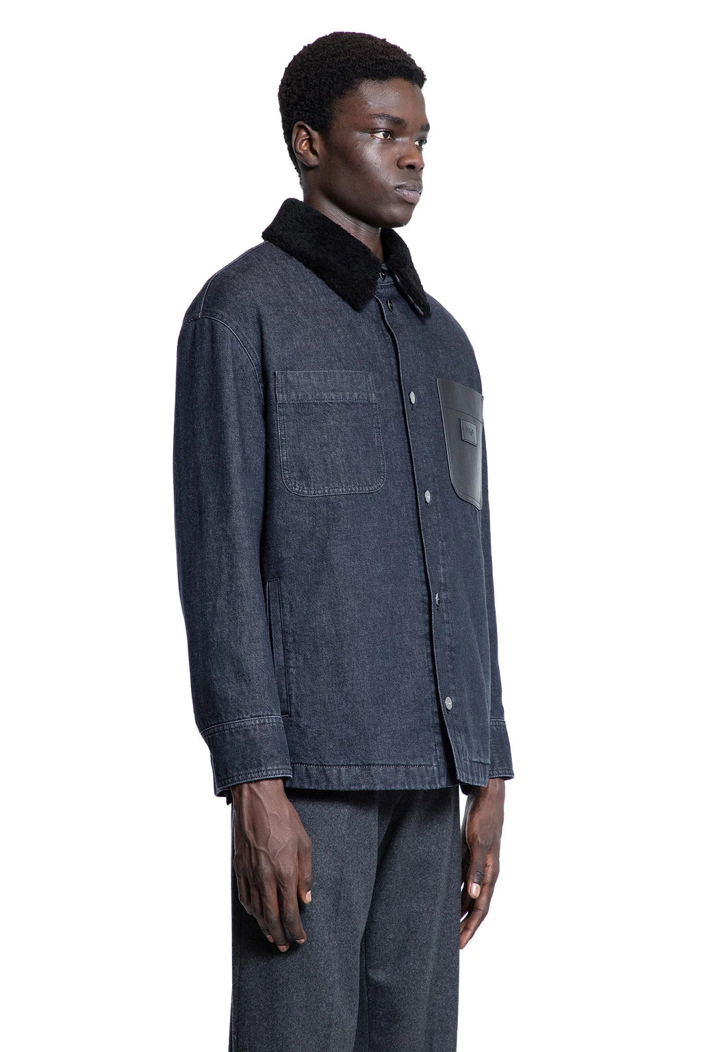 Fendi Outerwear оригінал | Швидка доставка Україна – детальний вид