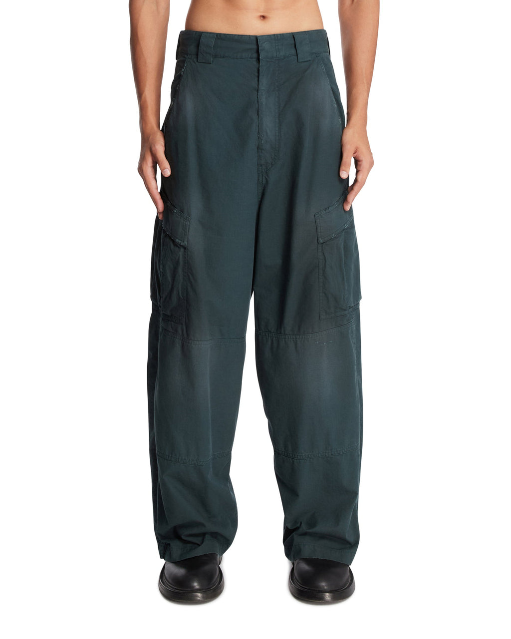 Оригінальна Green Wide Cargo Pants Balenciaga – боковий вид