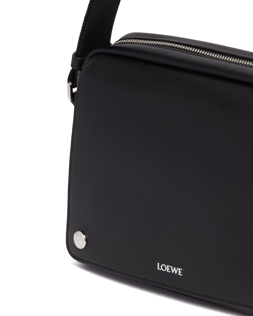 Оригінальна Black Medium Pebble Messenger Bag Loewe – збільшений вид