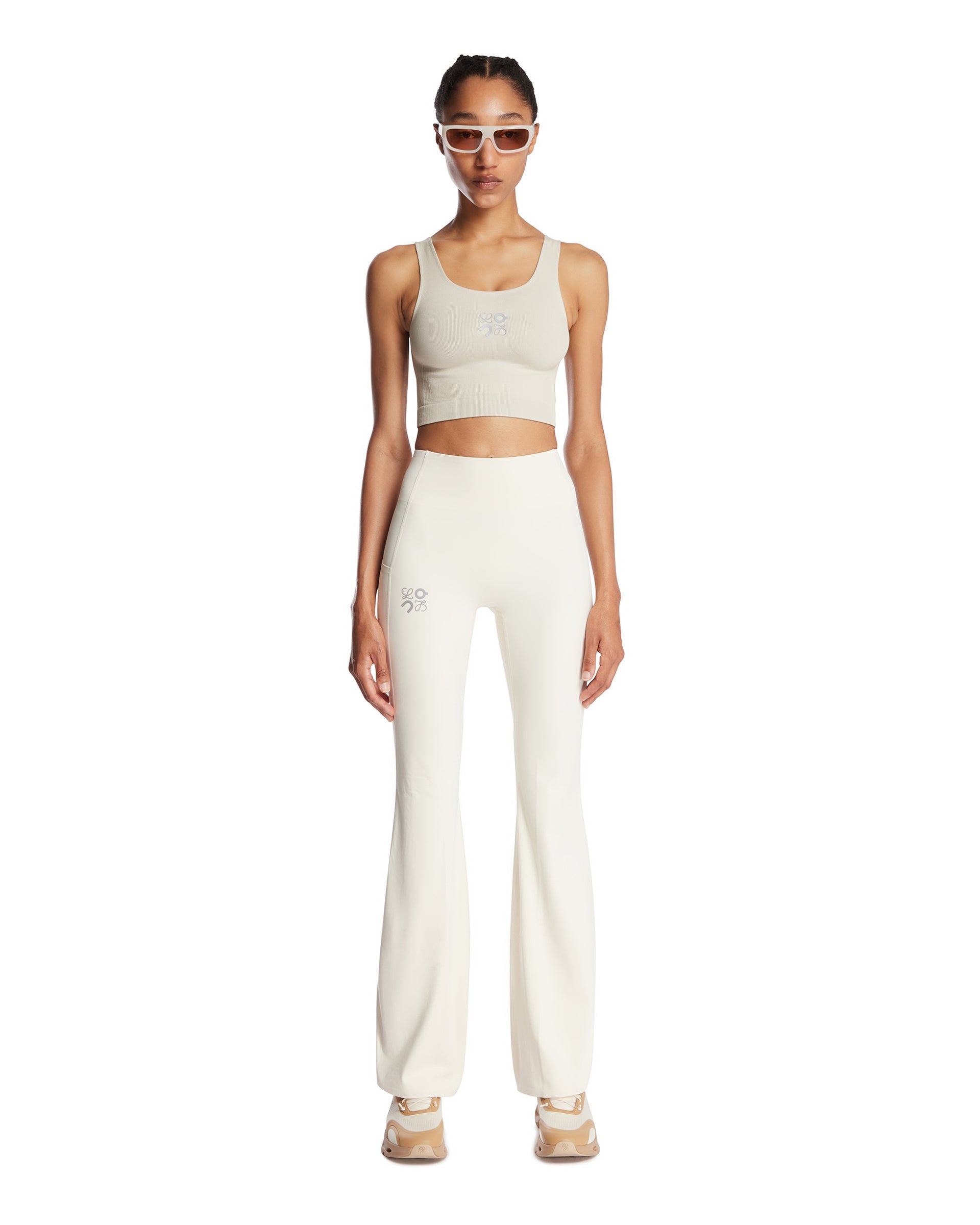 X On White Flared Leggings Loewe – Гарантія оригінальності – детальний вид