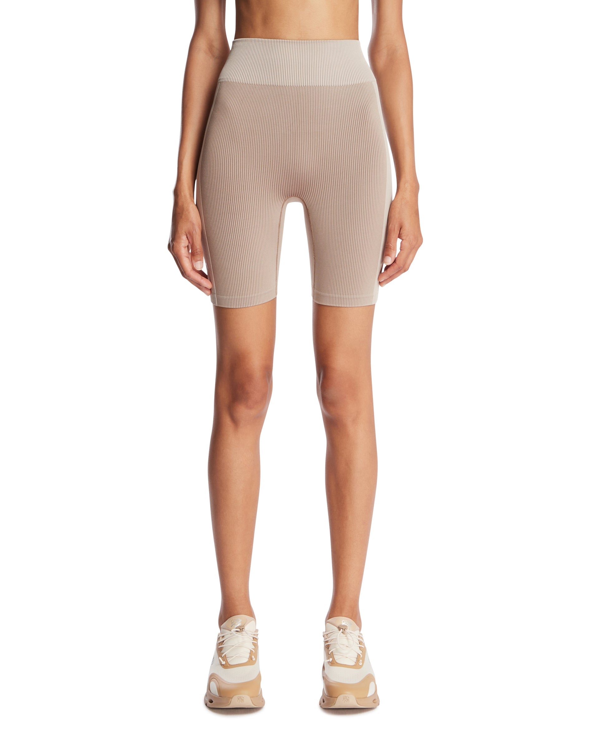 X On Beige High Waisted Shorts Loewe – Гарантія оригінальності – боковий вид