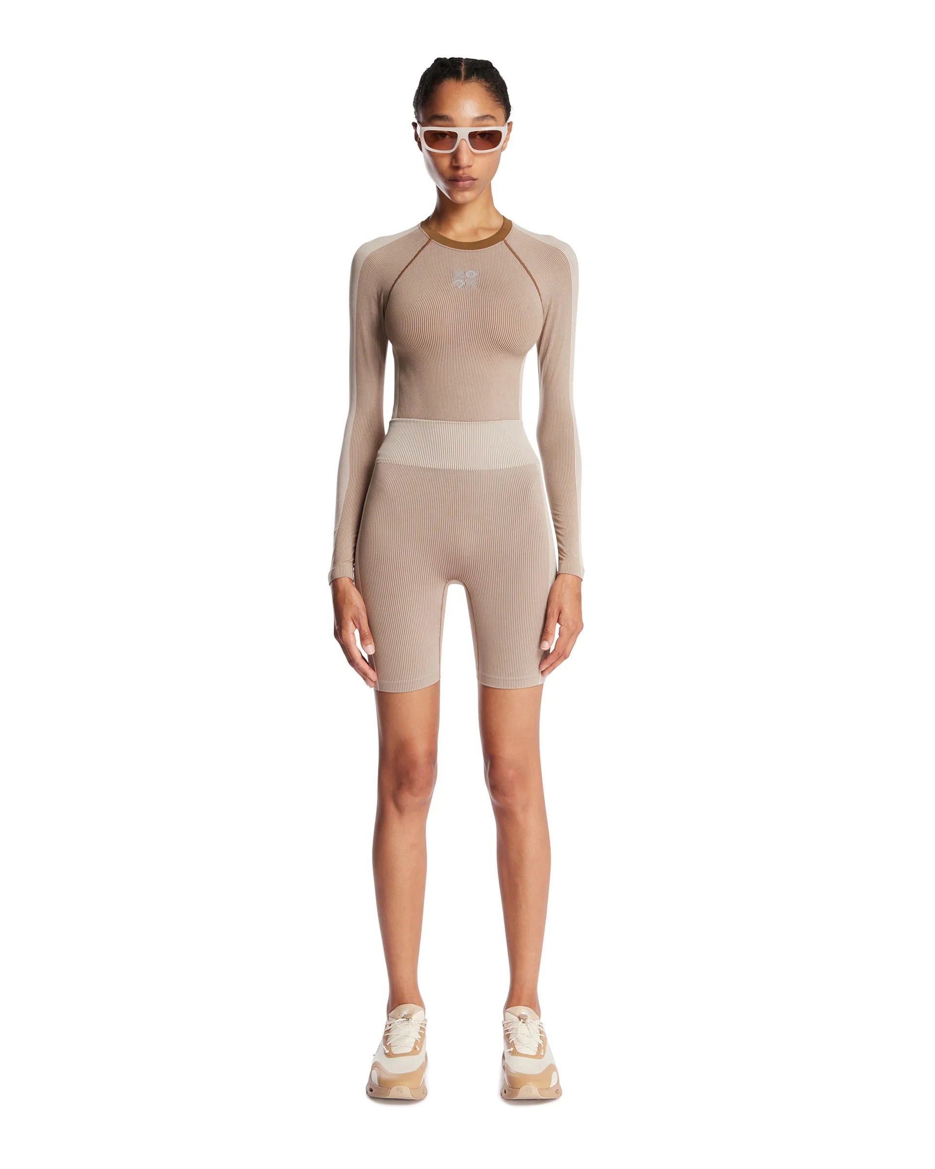 X On Beige High Waisted Shorts Loewe – Гарантія оригінальності – детальний вид