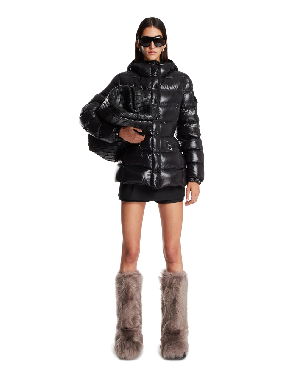 Black Barante Short Down Jacket Moncler – Гарантія оригінальності – детальний вид