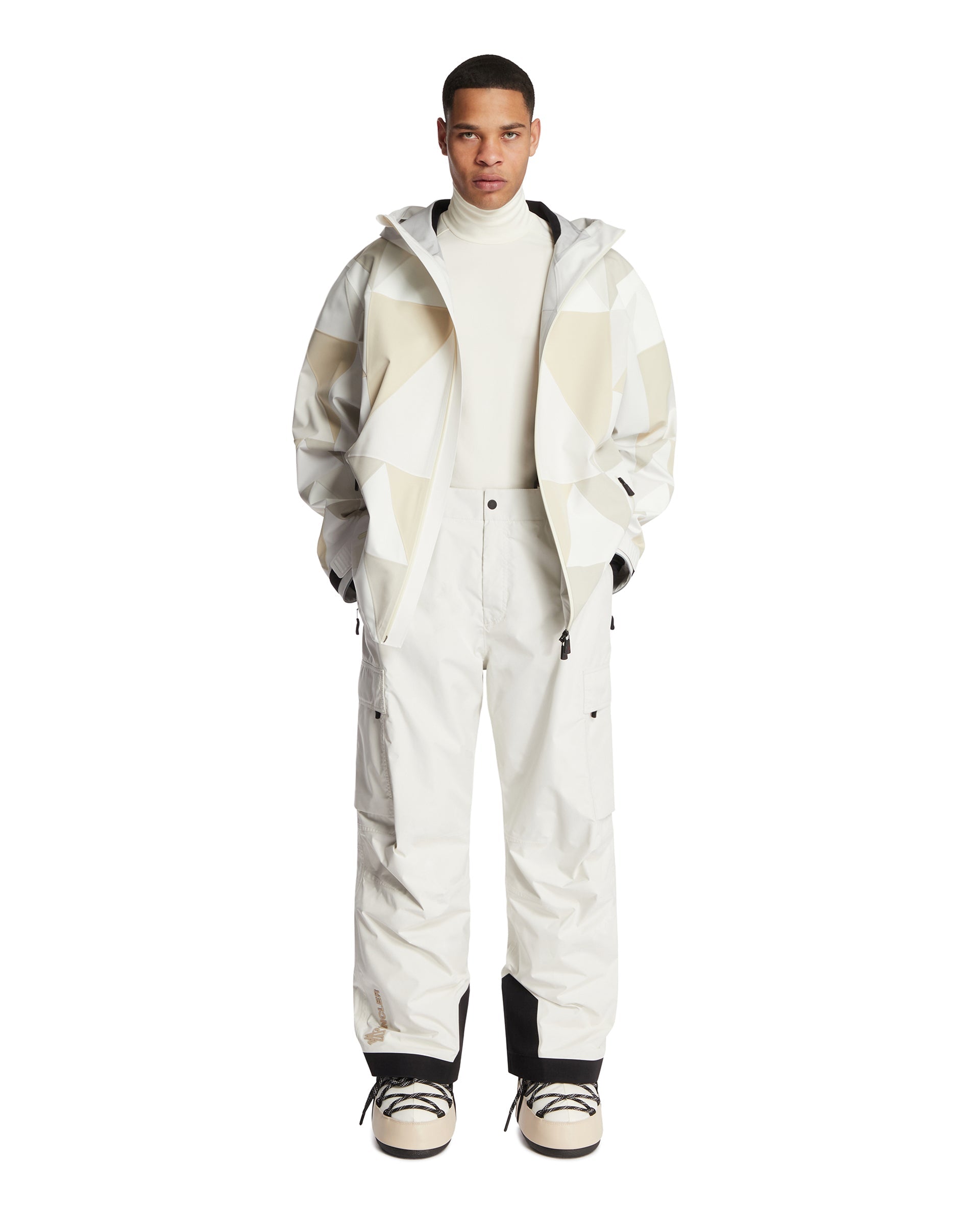 Оригінальна White Polartec Turtleneck Moncler – детальний вид