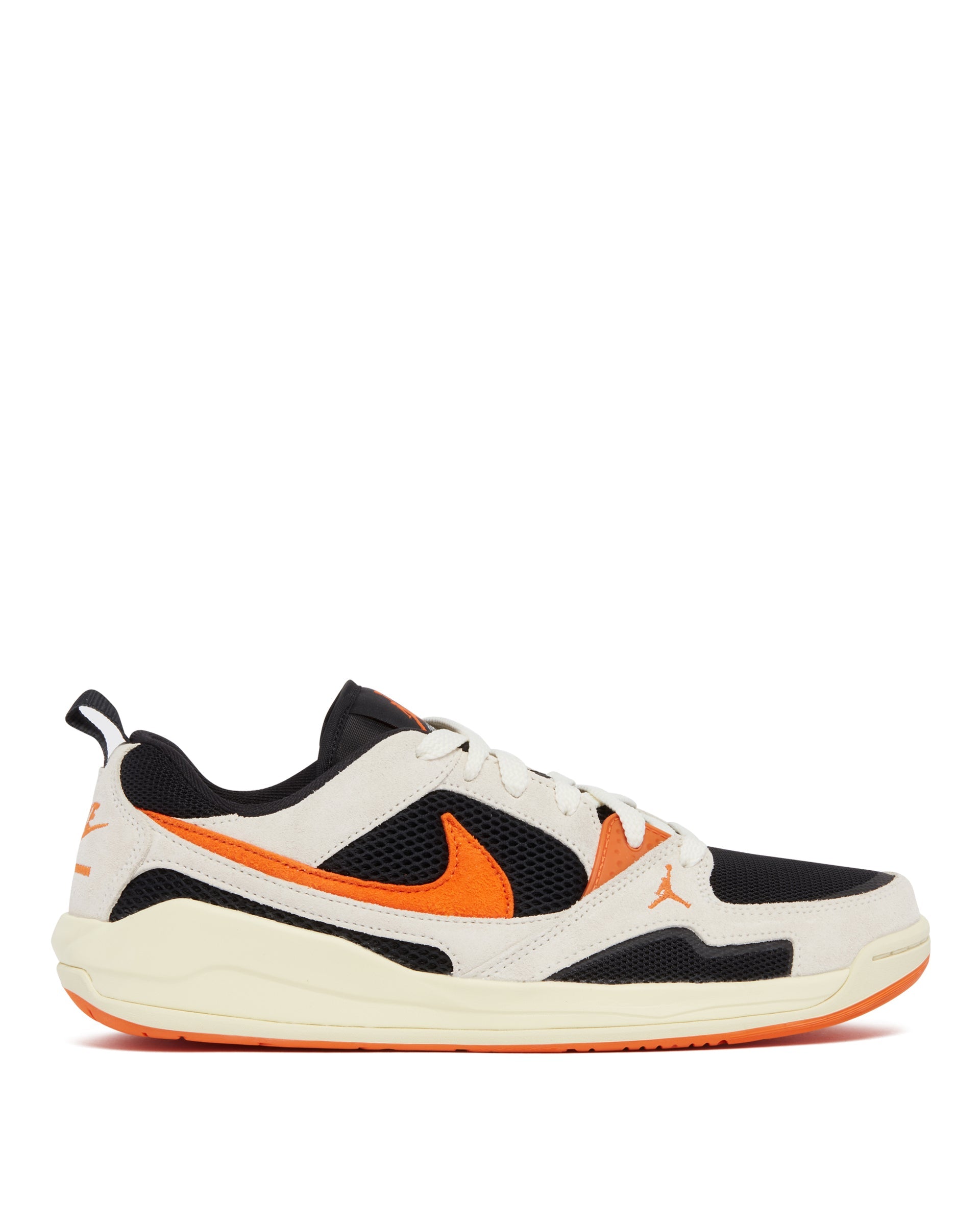 Nike Footwear оригінал | Швидка доставка Україна – боковий вид