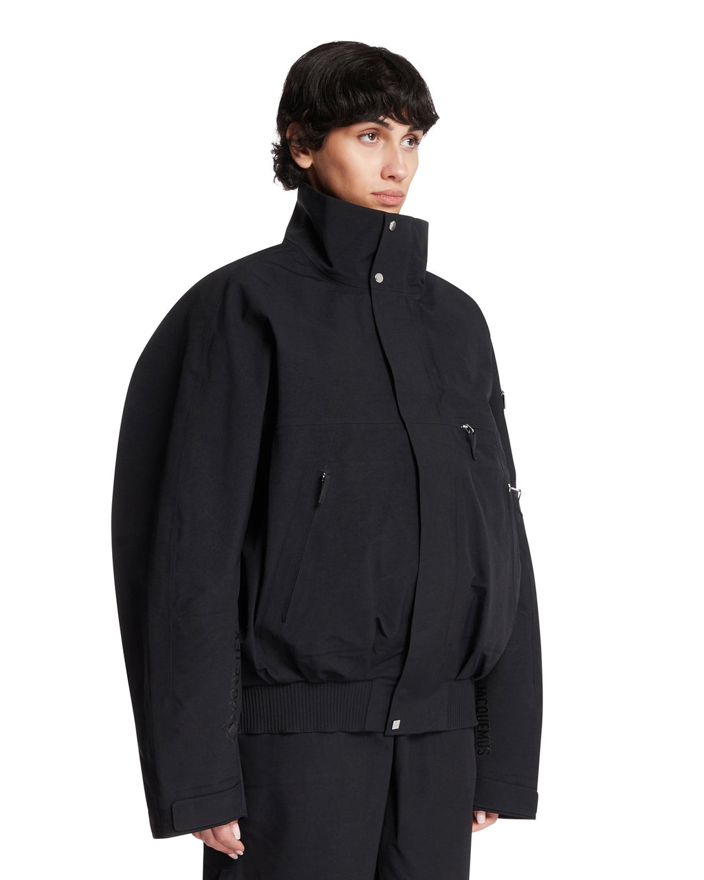 Nike Outerwear оригінал | Швидка доставка Україна – вид ззаду