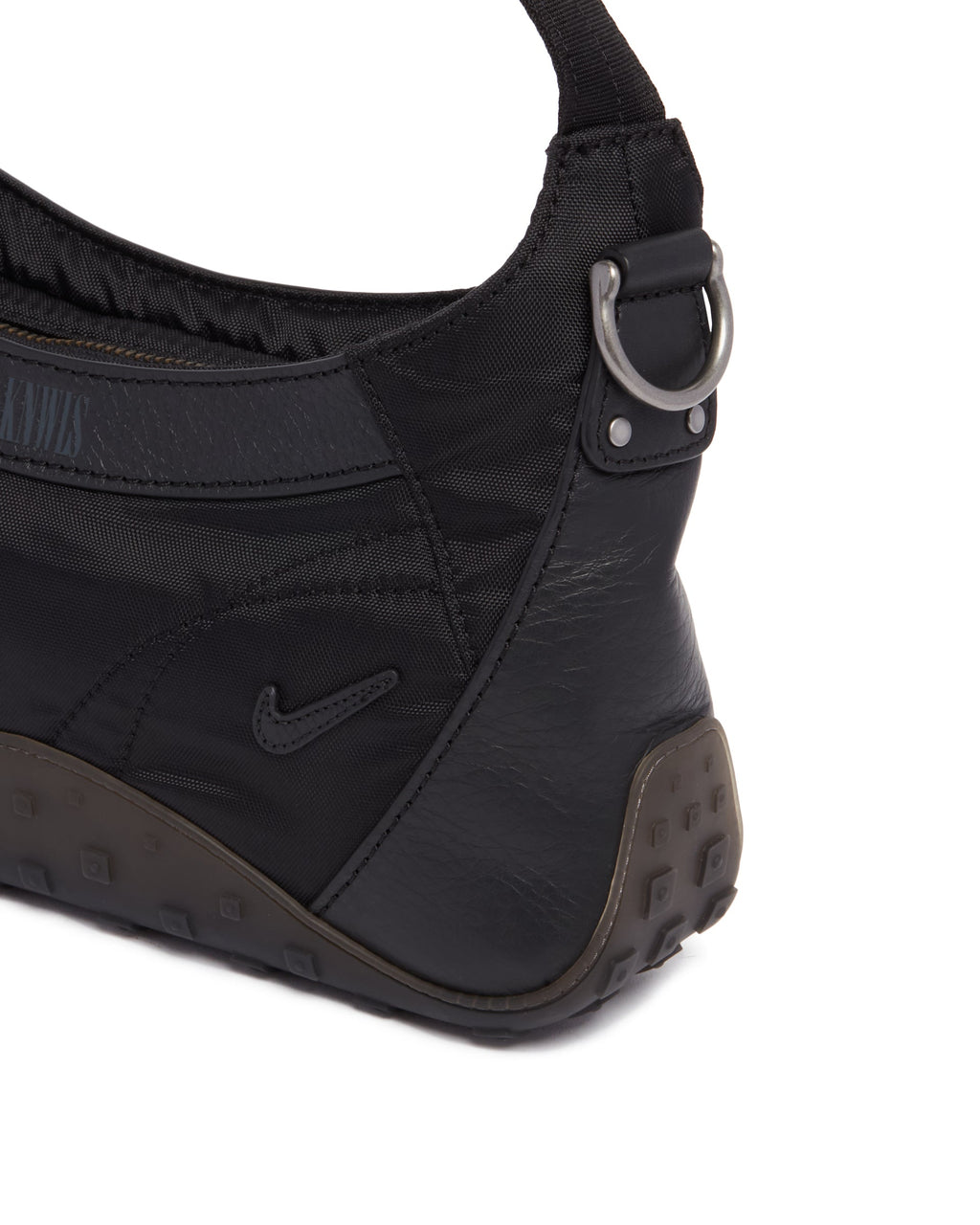 X Knwls Black Shoulder Bag Nike – Гарантія оригінальності – детальний вид