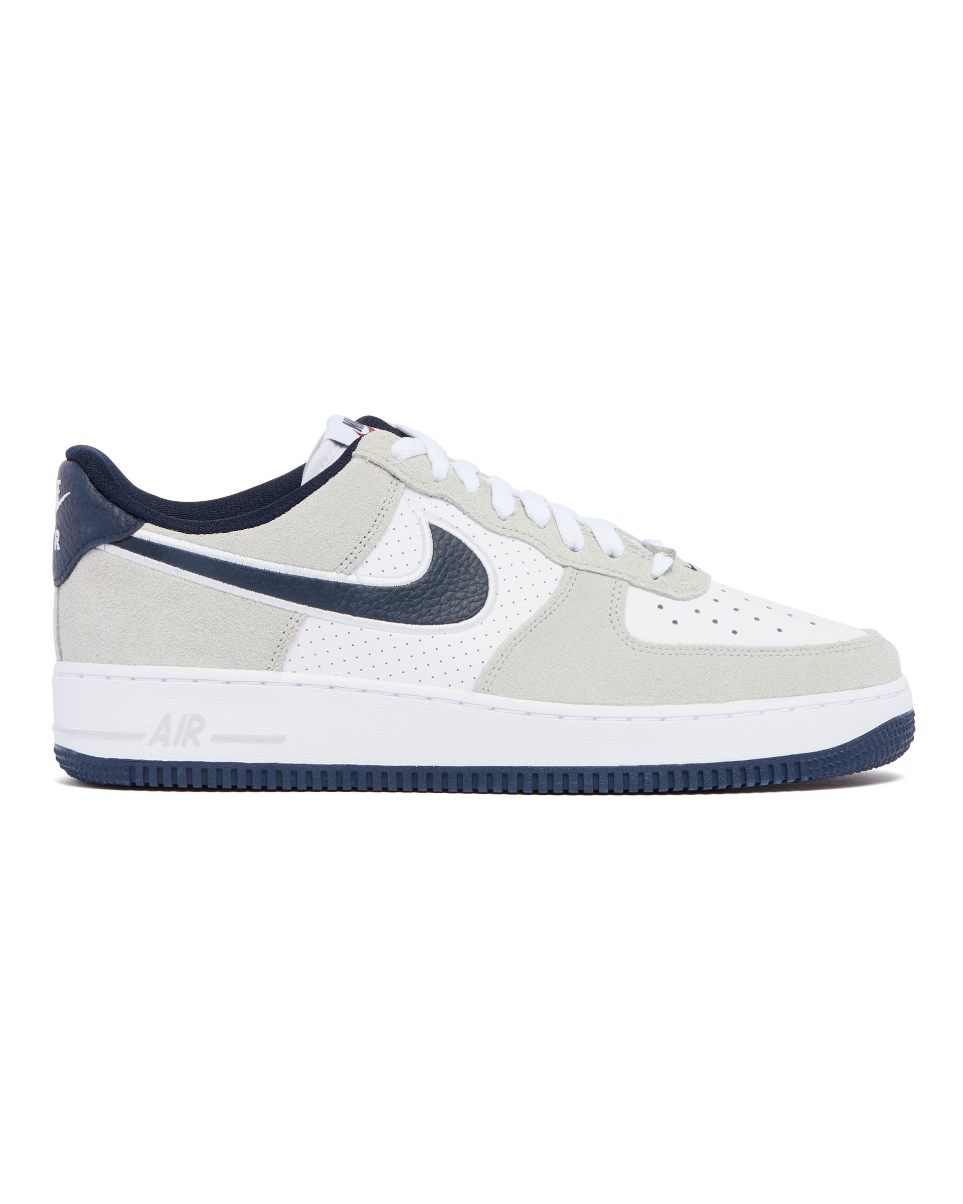 White Air Force 1 07 Lv8 Sneakers Nike – Гарантія оригінальності – вид ззаду