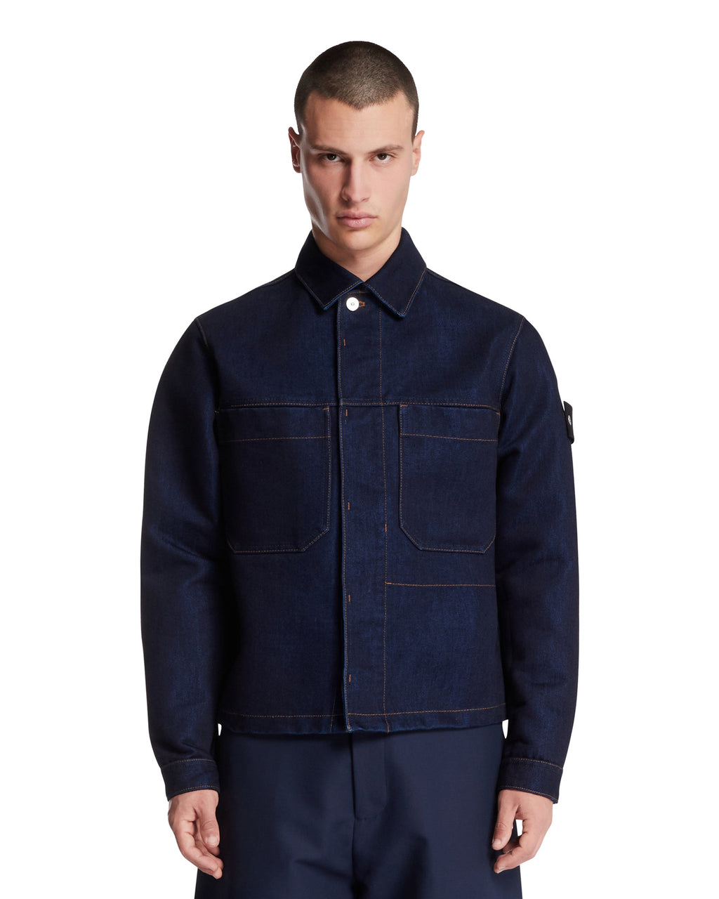 Stone island Outerwear оригінал | Швидка доставка Україна – боковий вид