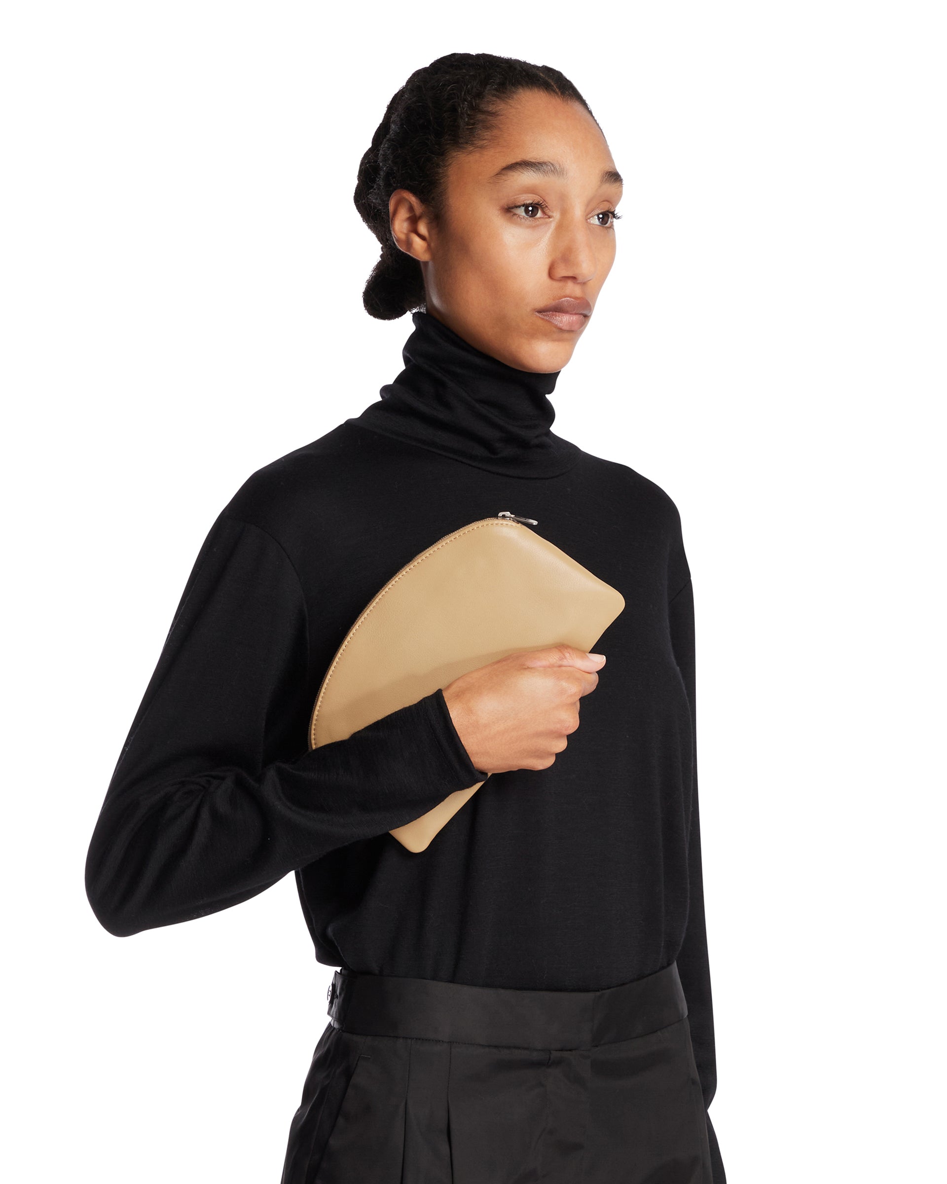 Beige Leather Clutch The row – Гарантія оригінальності – детальний вид
