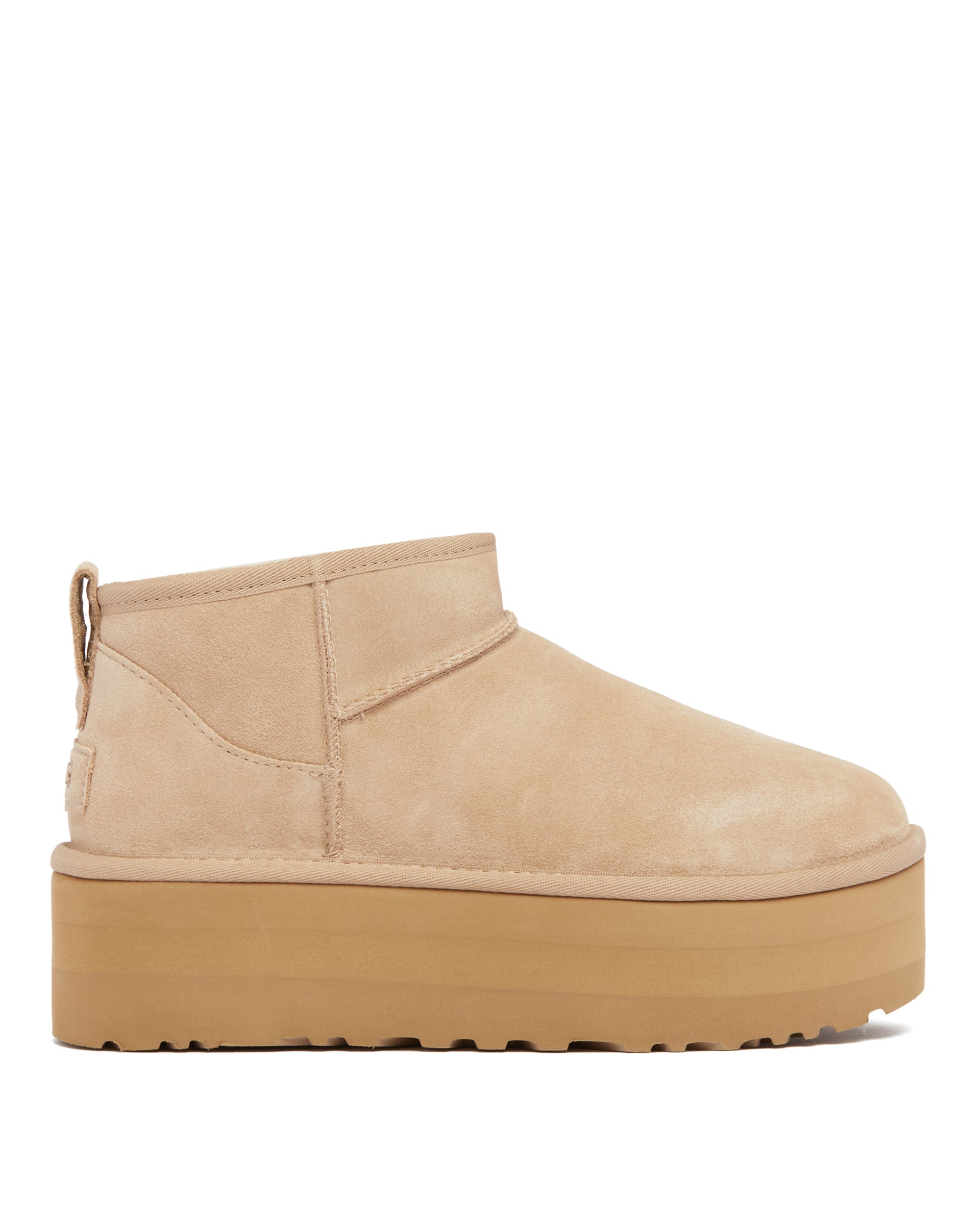 Оригінальна Beige Classic Ultra Mini Platform Boots Ugg – боковий вид