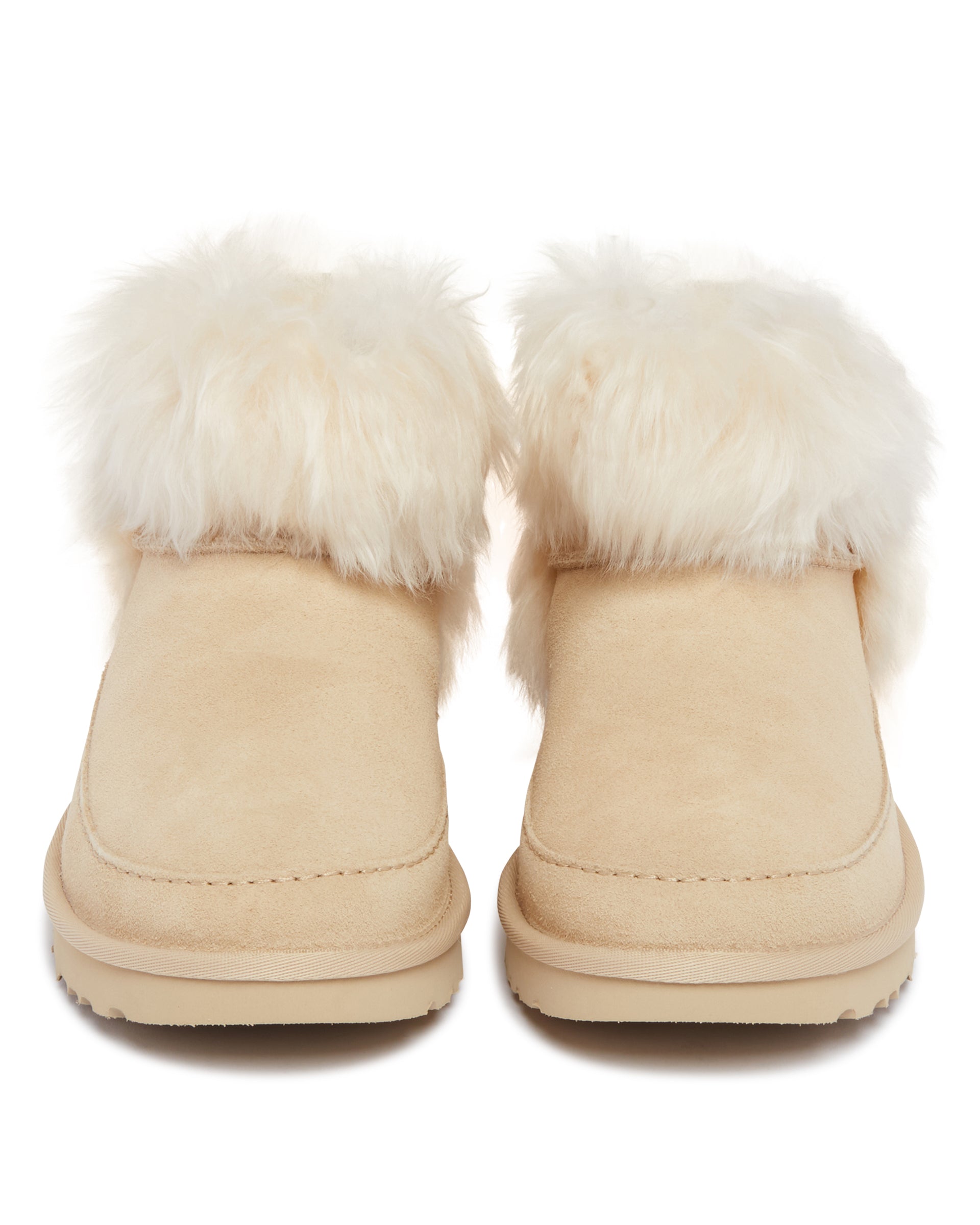 Beige Classic Ultra Mini Chalet Boots Ugg – Гарантія оригінальності – боковий вид