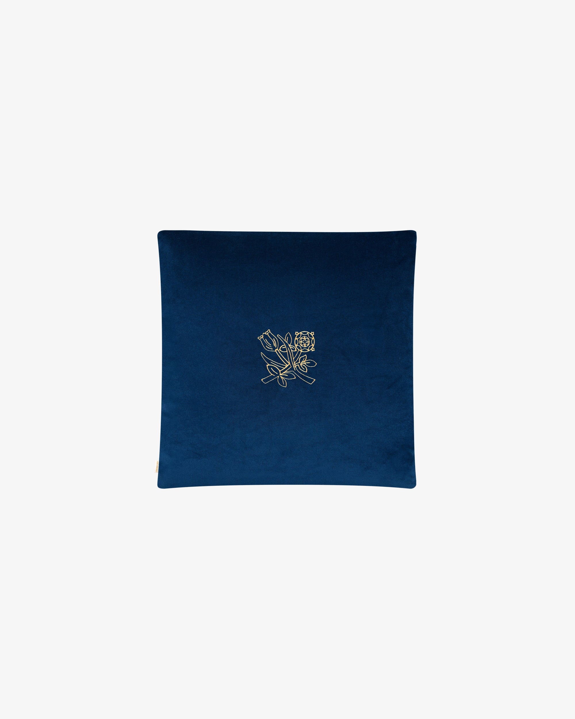 Queens Crest Throw Pillow Aime leon dore – Гарантія оригінальності – вид ззаду