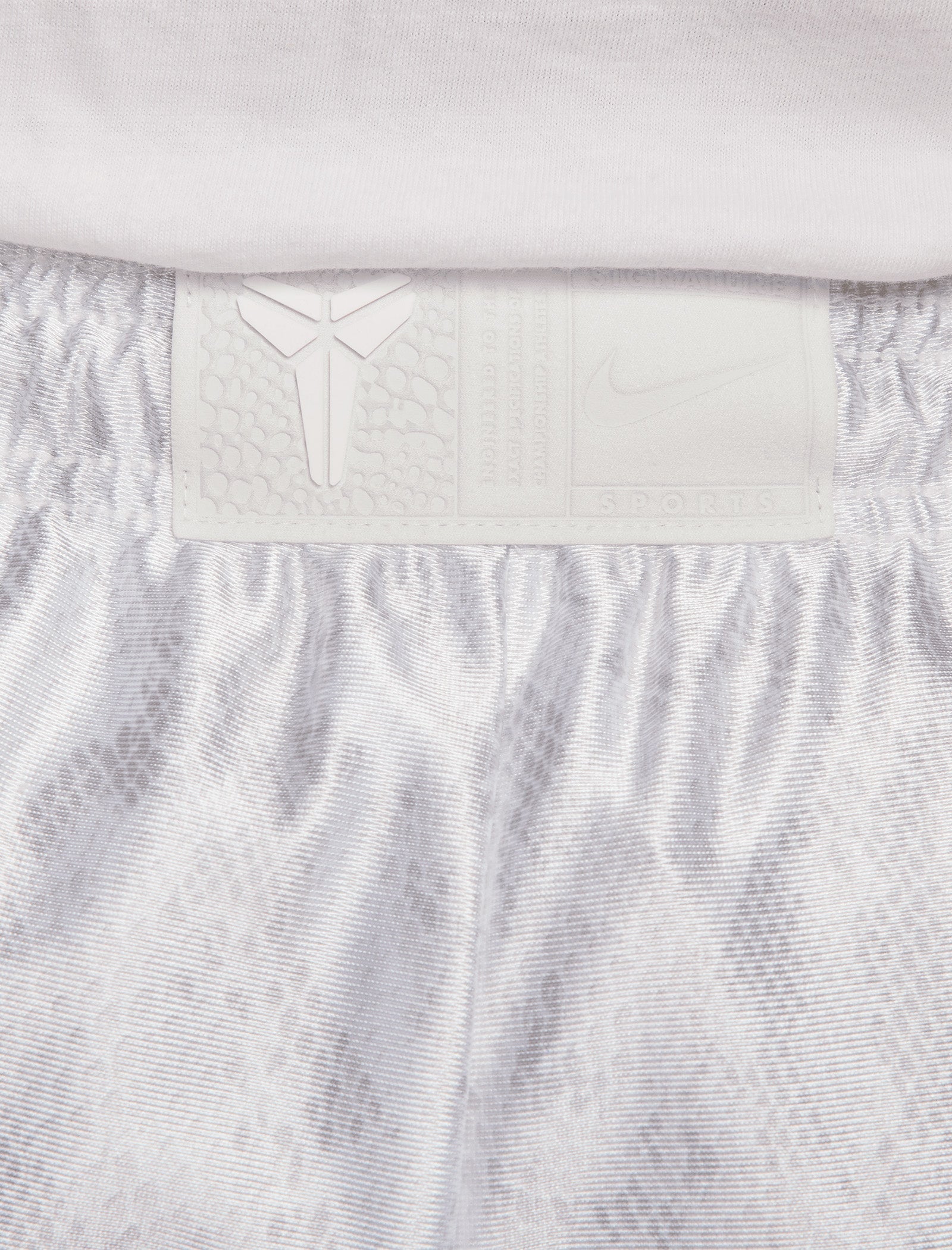 Оригінальна Kobe Shorts Nike – вид ззаду