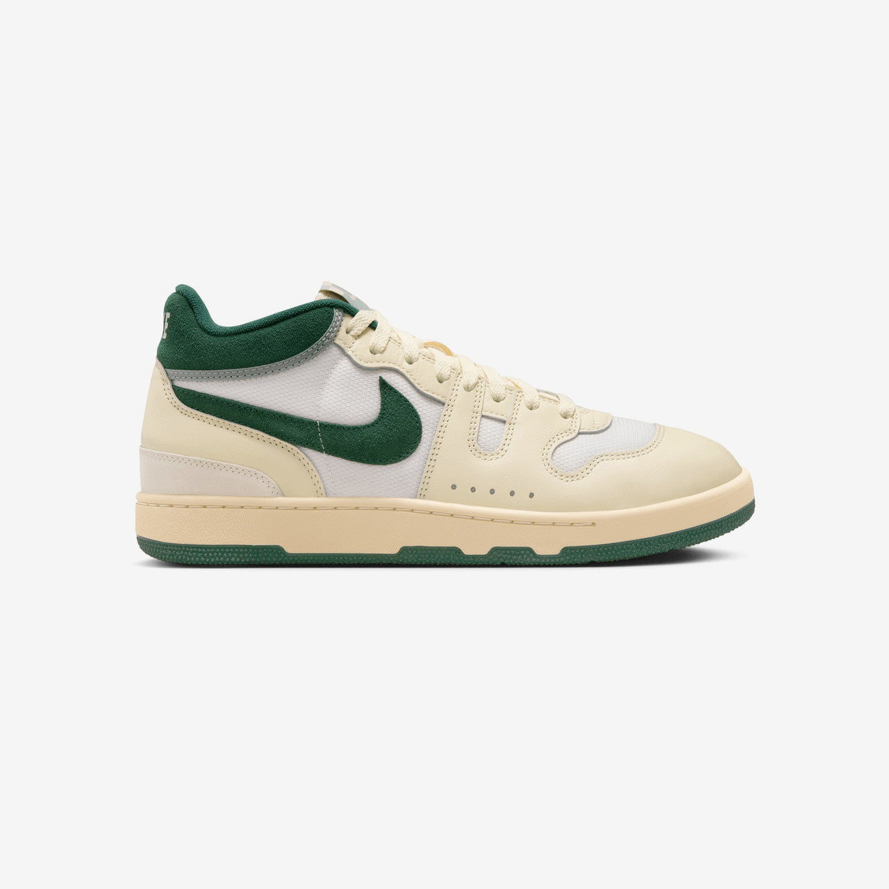 Attack Nike оригінал – Купити в Україні – боковий вид