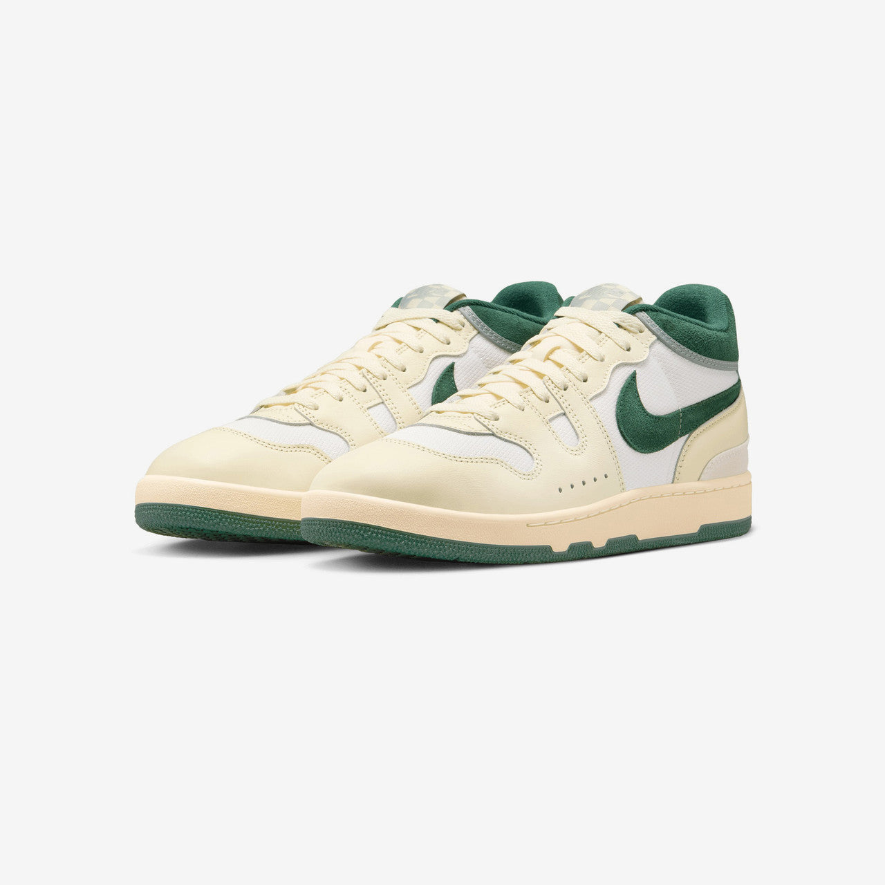 Attack Nike оригінал – Купити в Україні – вид ззаду