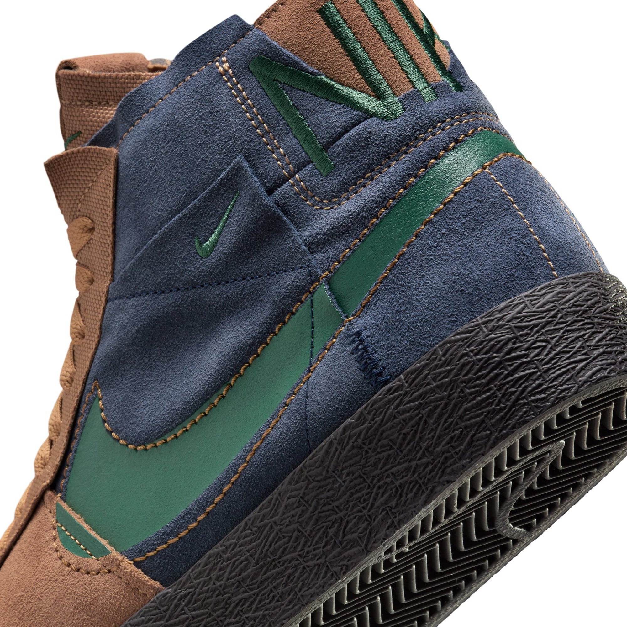 Оригінальна Mens Zoom Blazer MID Prm Shoes Nike – збільшений вид