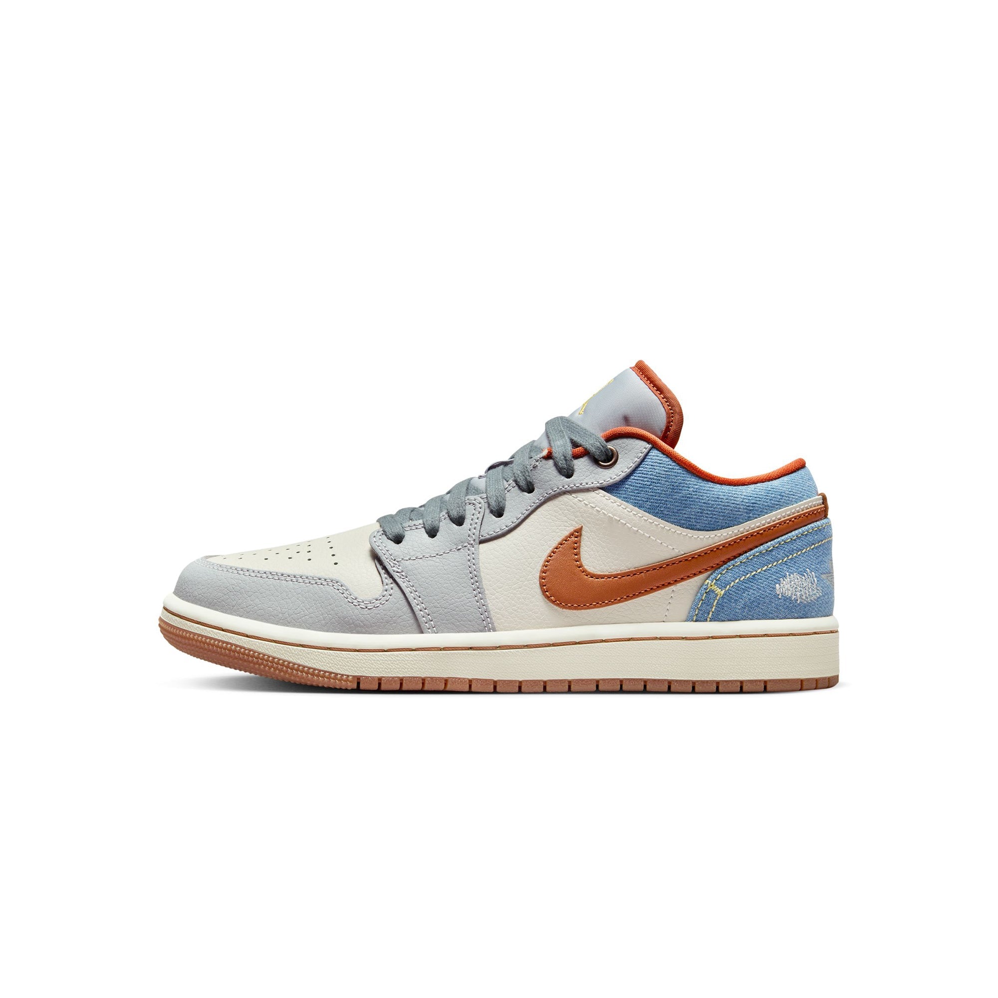1 Womens Low Shoes Air jordan оригінал – Купити в Україні – боковий вид