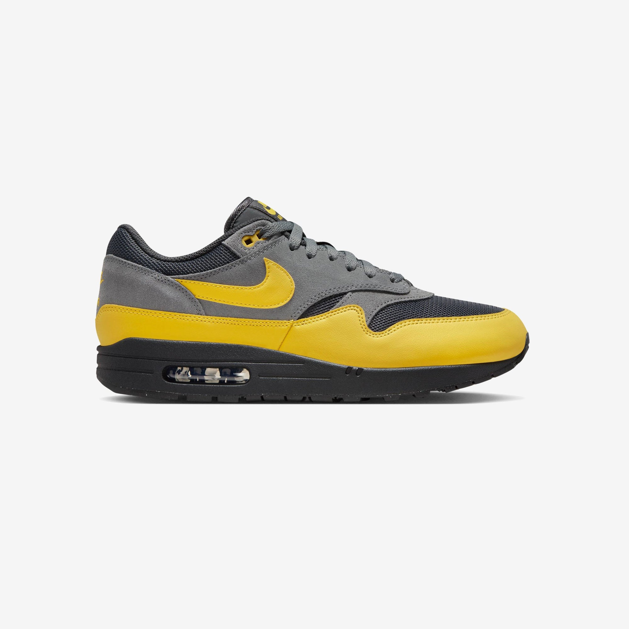 Оригінальна Air Max 1 Essential Nike – боковий вид