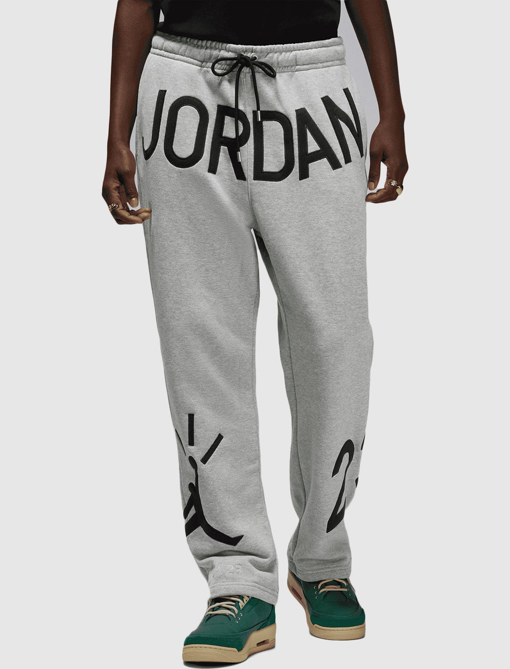 Nina Chanel Abney Sweatpants Nike – Гарантія оригінальності – боковий вид