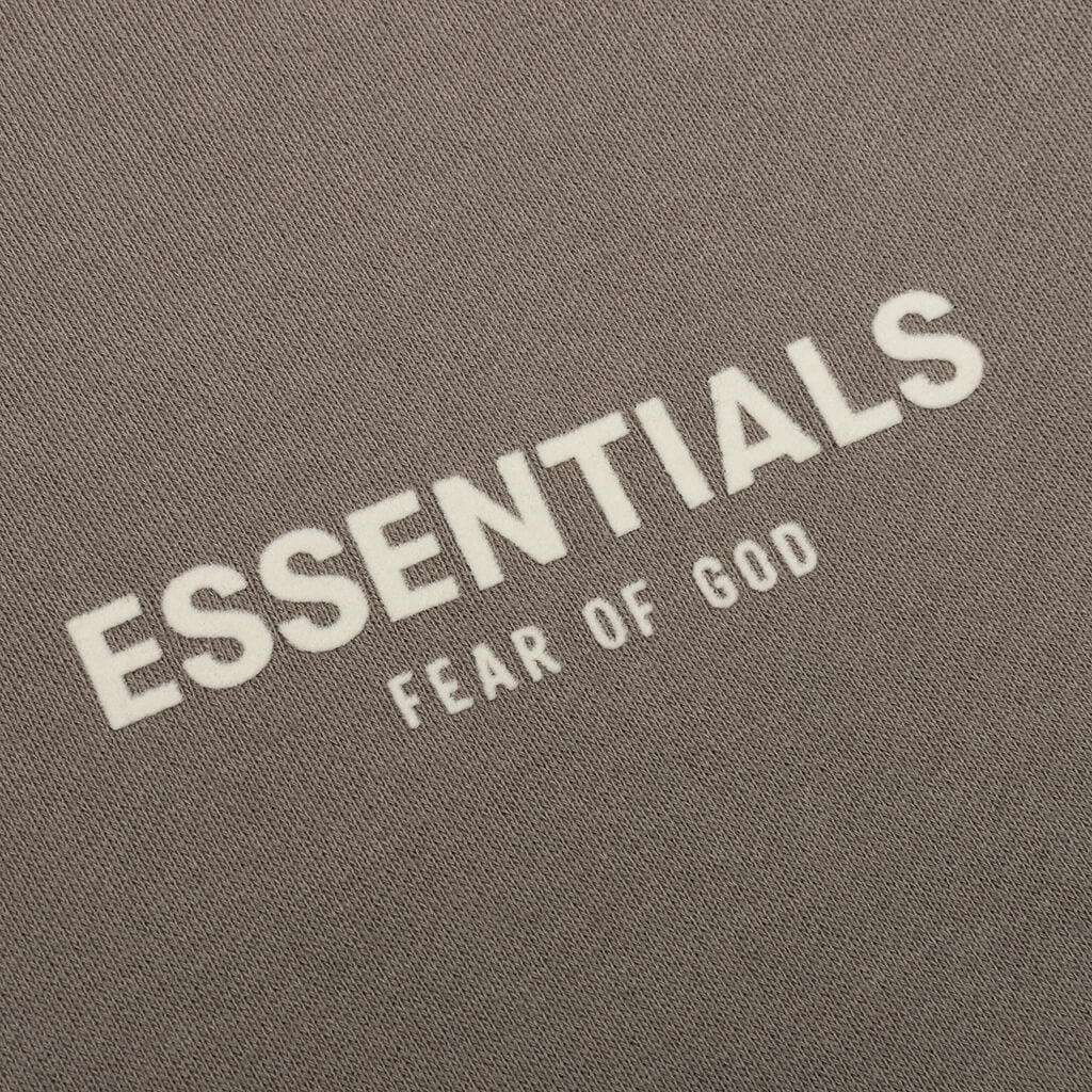 Оригінальна Essentials Hoodie Fear of god – детальний вид