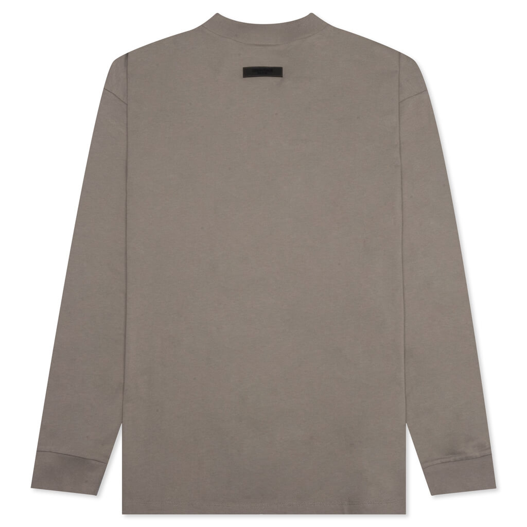Essentials L Fear of god оригінал – Купити в Україні – вид ззаду - FEAR OF GOD