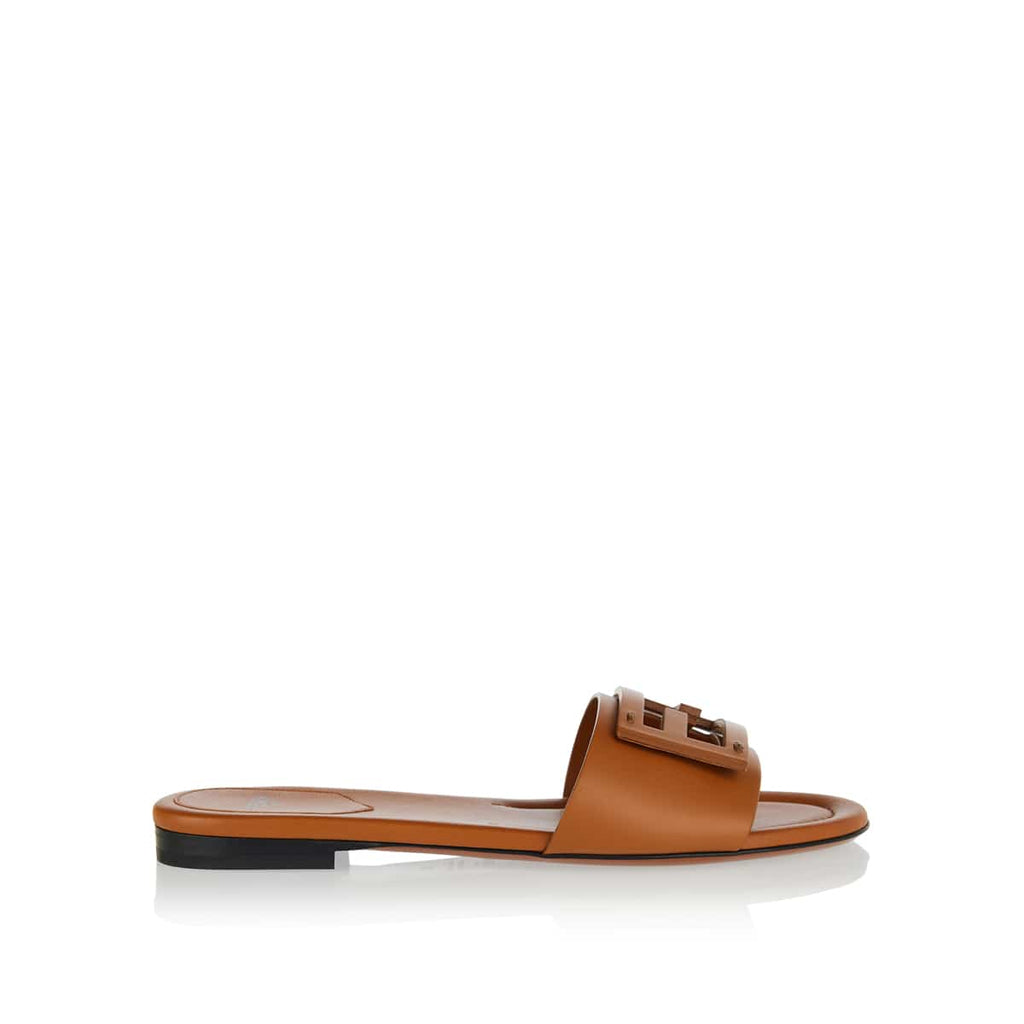 Оригінальна Baguette Leather Slides Fendi – боковий вид