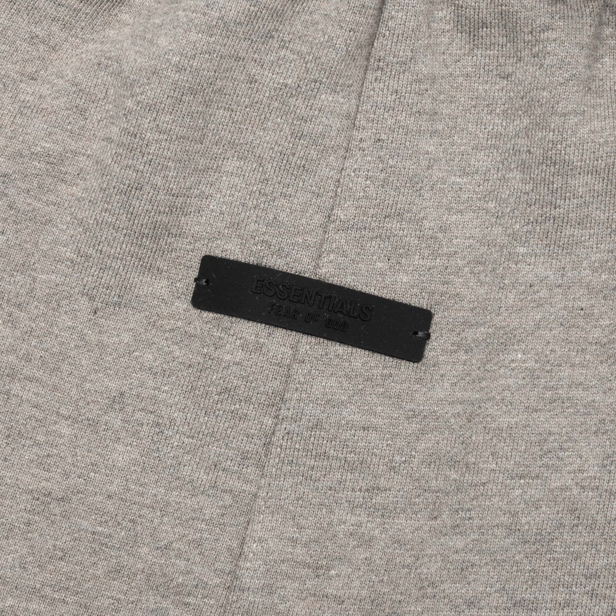 Оригінальна Fleece Essential Sweatpant Fear of god – детальний вид - FEAR OF GOD