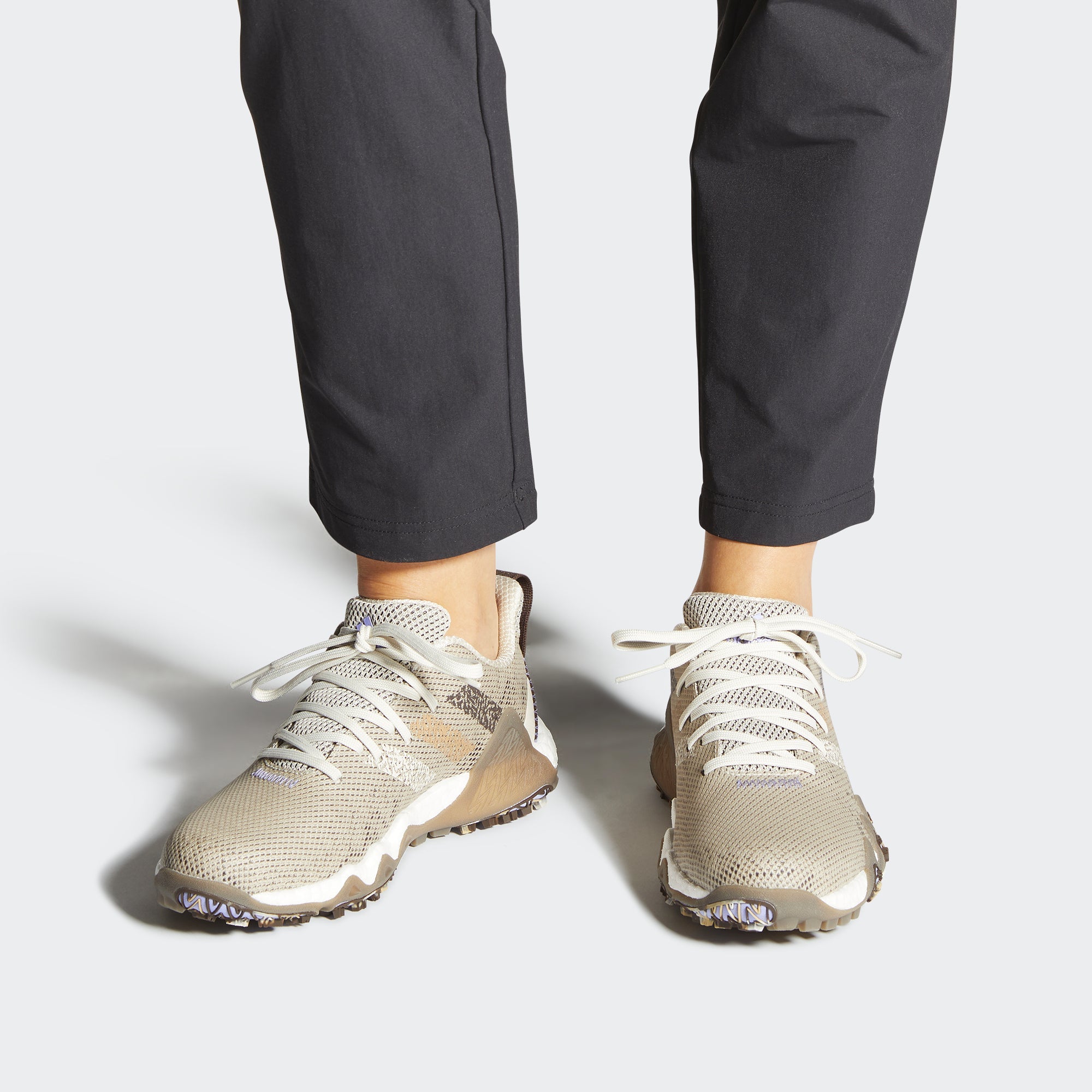 Womens Codechaos 22 Recycled Polyester Spikeless Golf Shoes Adidas оригінал – Купити в Україні – вид ззаду - ADIDAS