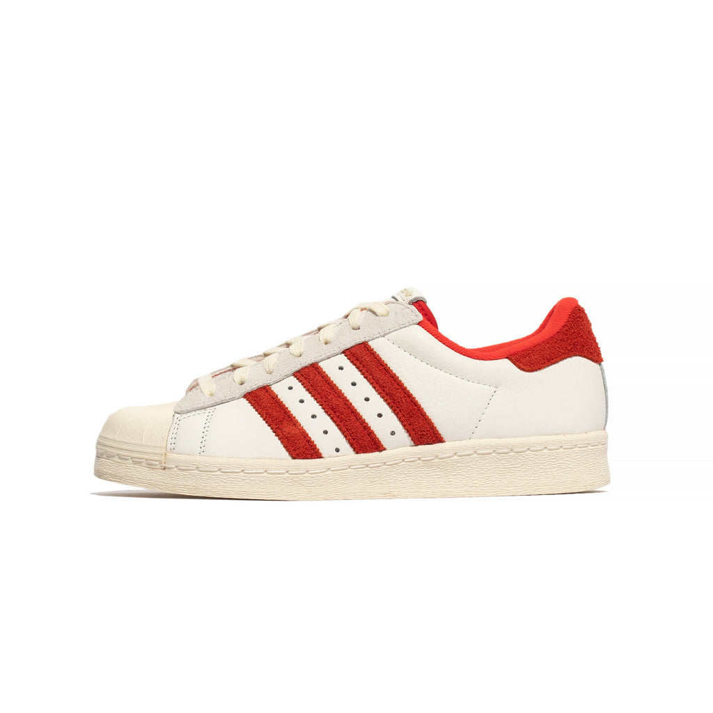 Оригінальна Mens Superstar 82 Shoes Adidas – боковий вид