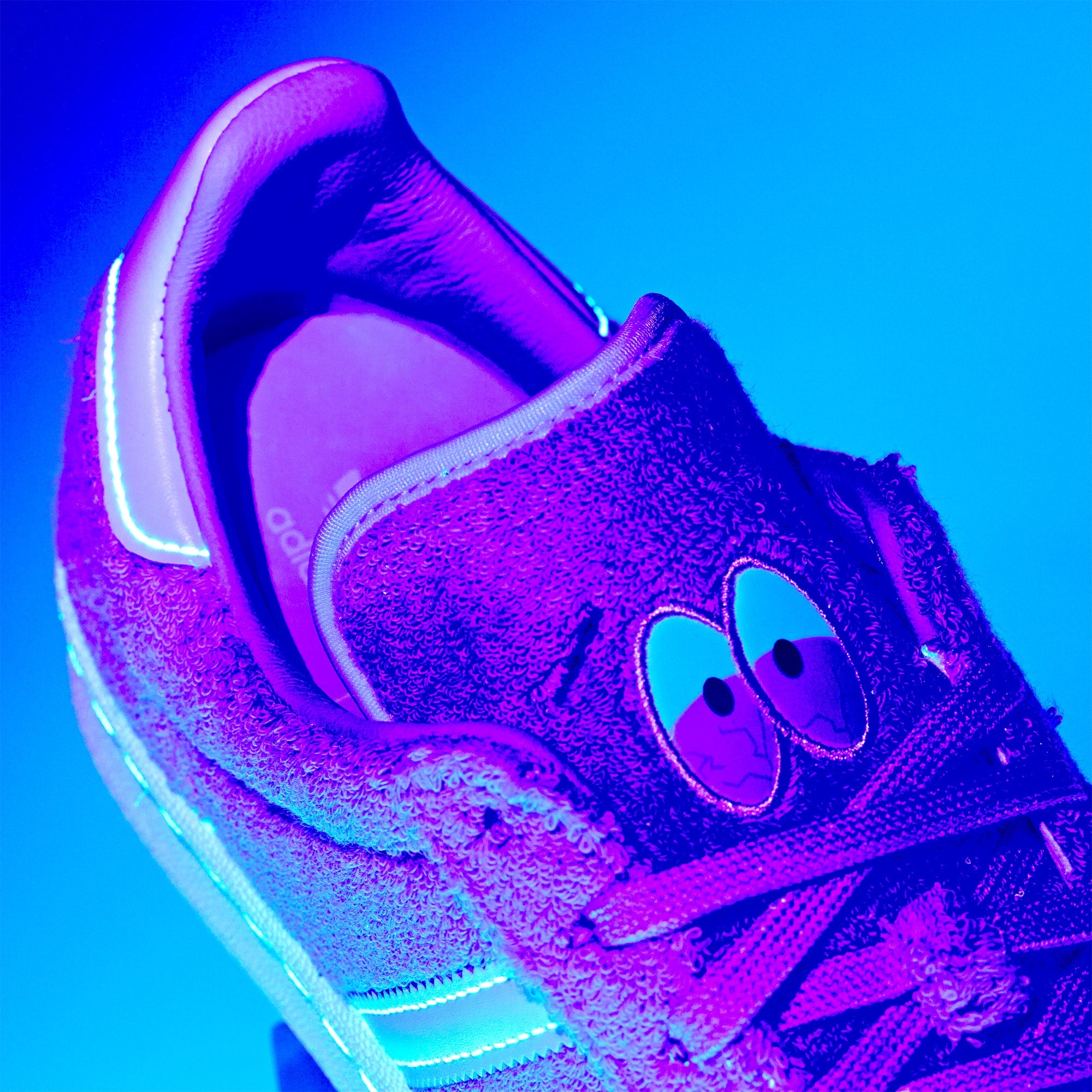 X South Park Campus 80s Towelie Shoes Adidas оригінал – Купити в Україні – збільшений вид - ADIDAS