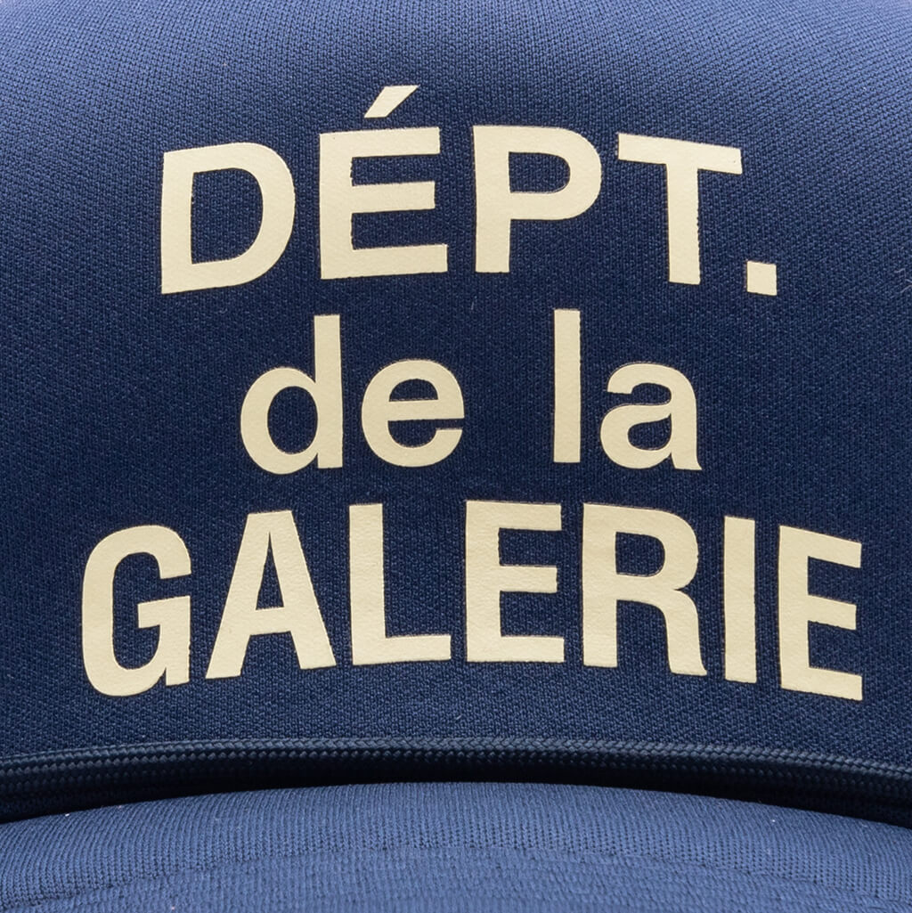 French Logo Trucker Hat Gallery department оригінал – Купити в Україні – вид ззаду