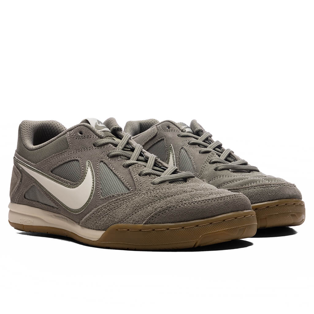 Gato Nike – Гарантія оригінальності – вид ззаду