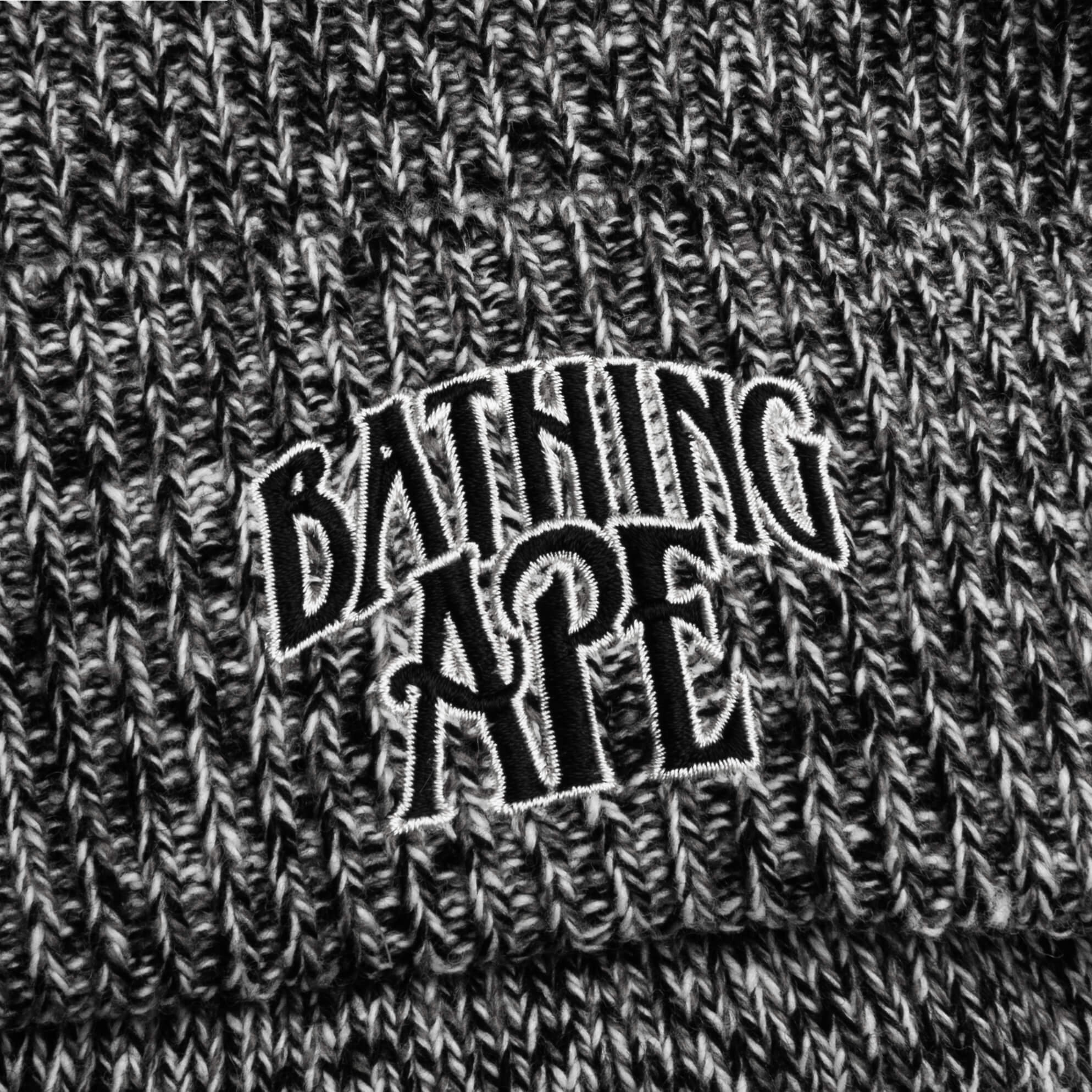 Оригінальна Gradient Knit Cap A bathing ape – детальний вид