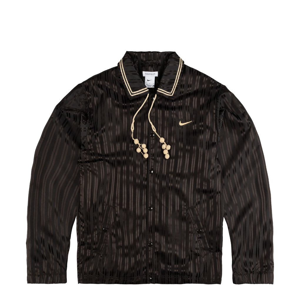 Nike Outerwear оригінал | Швидка доставка Україна – боковий вид