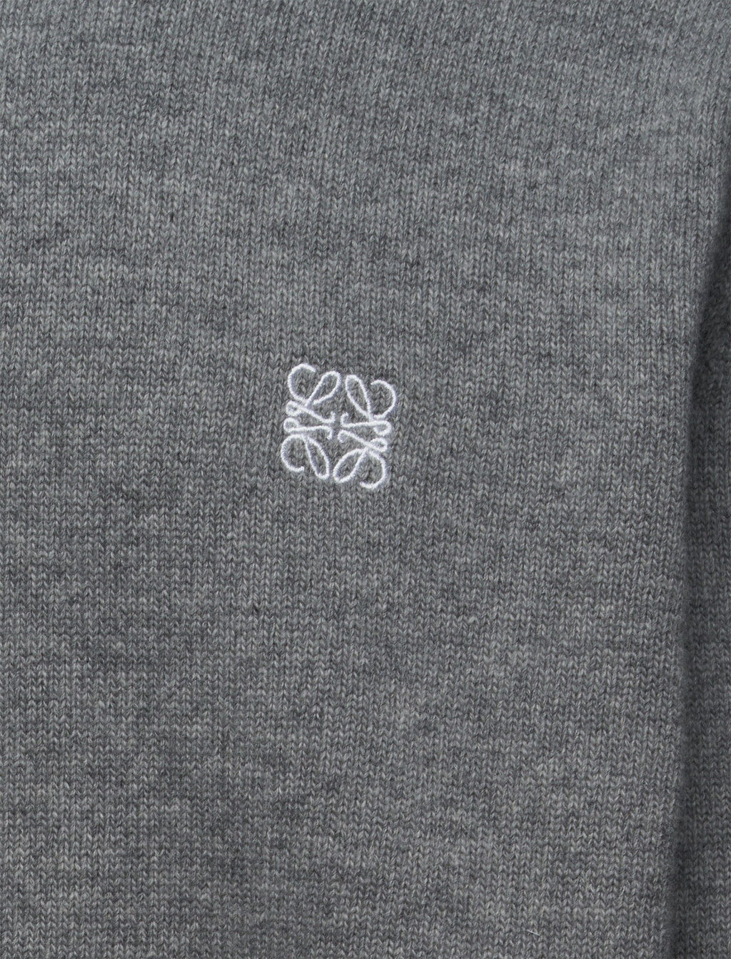 Оригінальна Anagram Sweater Loewe – вид ззаду