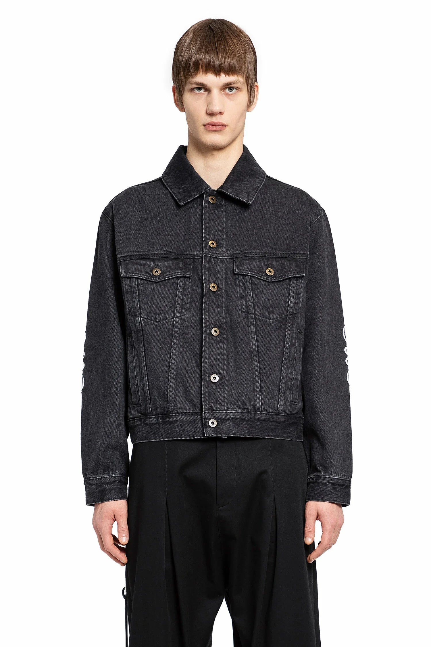 Loewe Outerwear оригінал | Швидка доставка Україна – вид ззаду