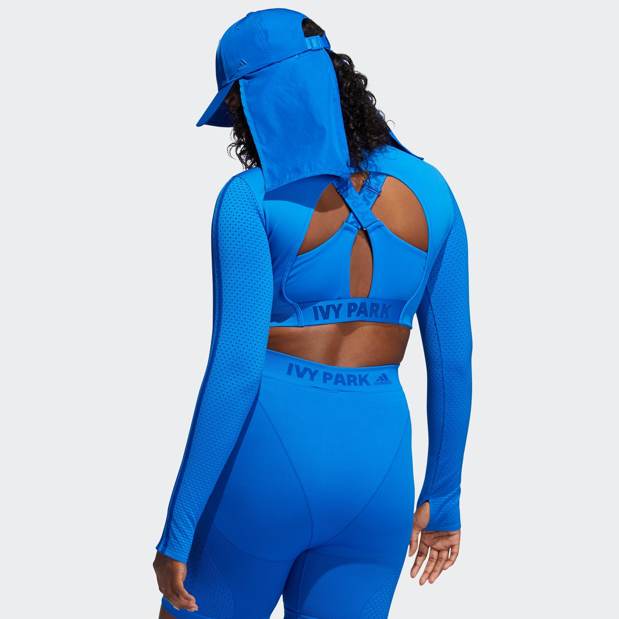 Оригінальна Womens Crop Top Globlu Adidas – збільшений вид - ADIDAS