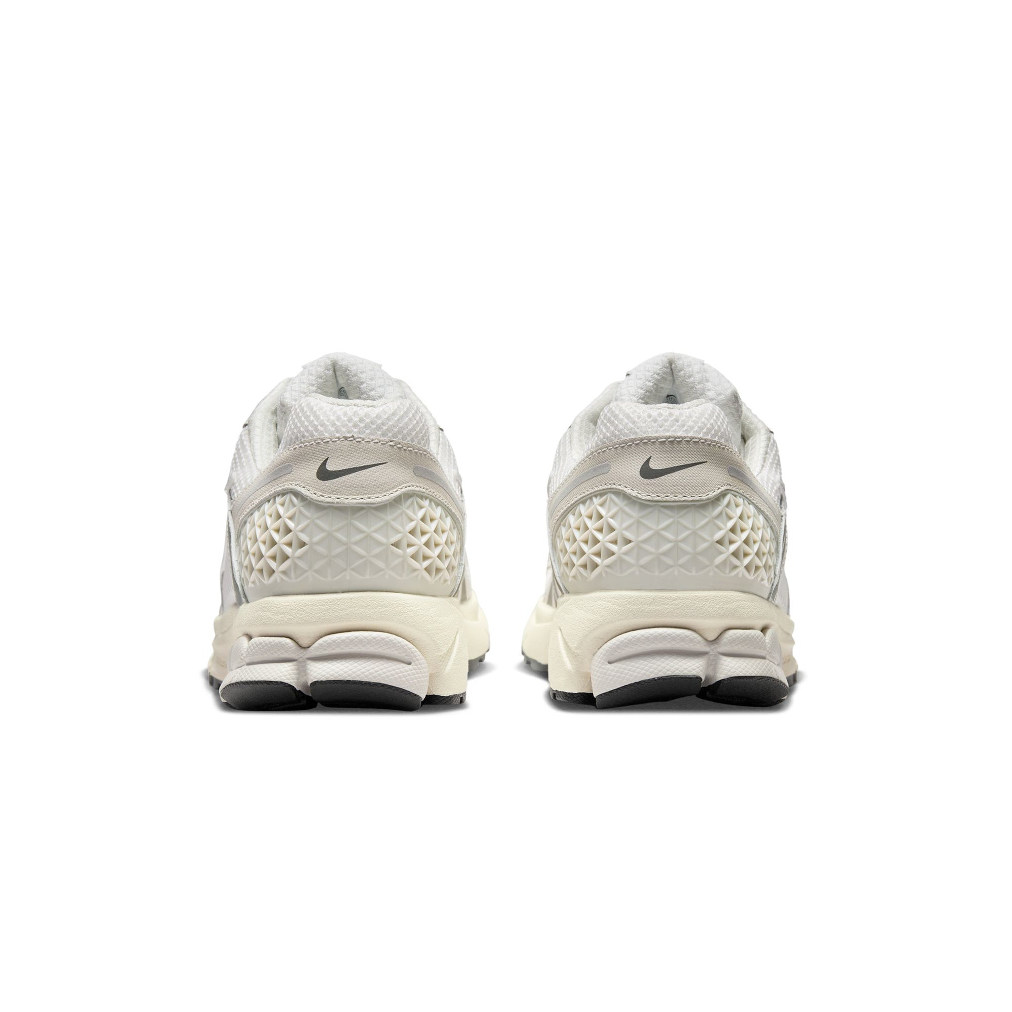 Оригінальна Mens Zoom Vomero 5 Shoes Nike – детальний вид