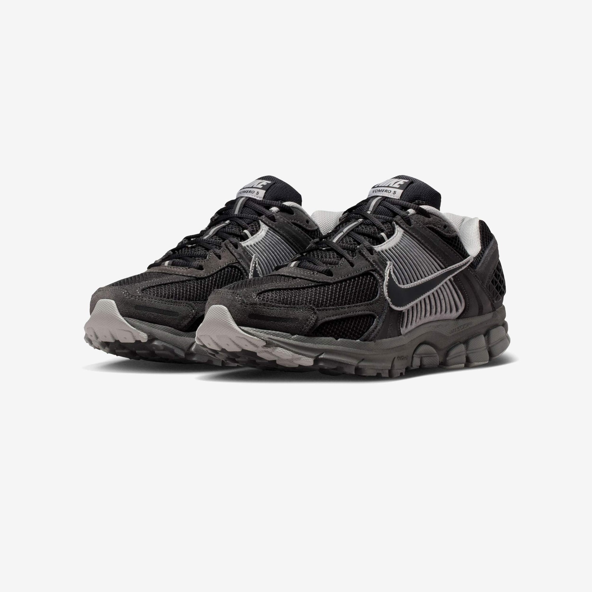 Nike Footwear оригінал | Швидка доставка Україна – вид ззаду