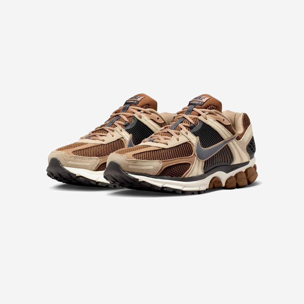 Nike Footwear оригінал | Швидка доставка Україна – вид ззаду